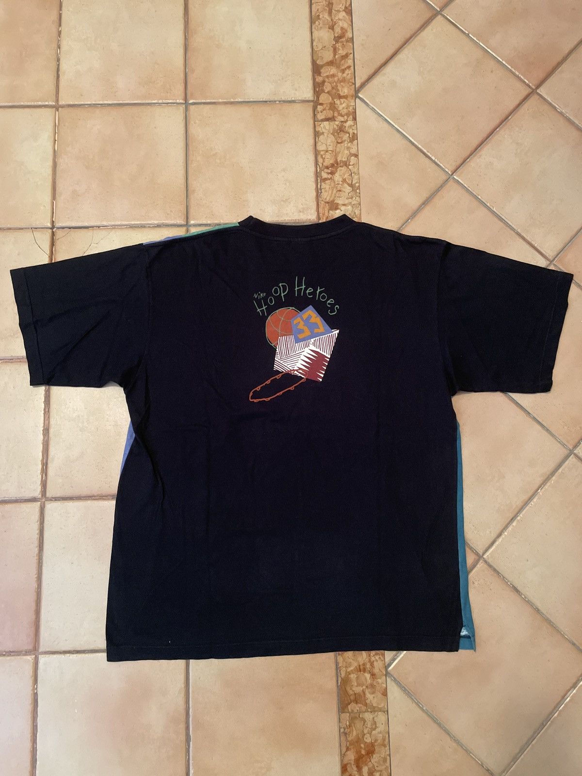 Nike Rare Nike vintage hoop series Pippen t shirt L Size US L / EU 52-54 / 3 - 3 Thumbnail