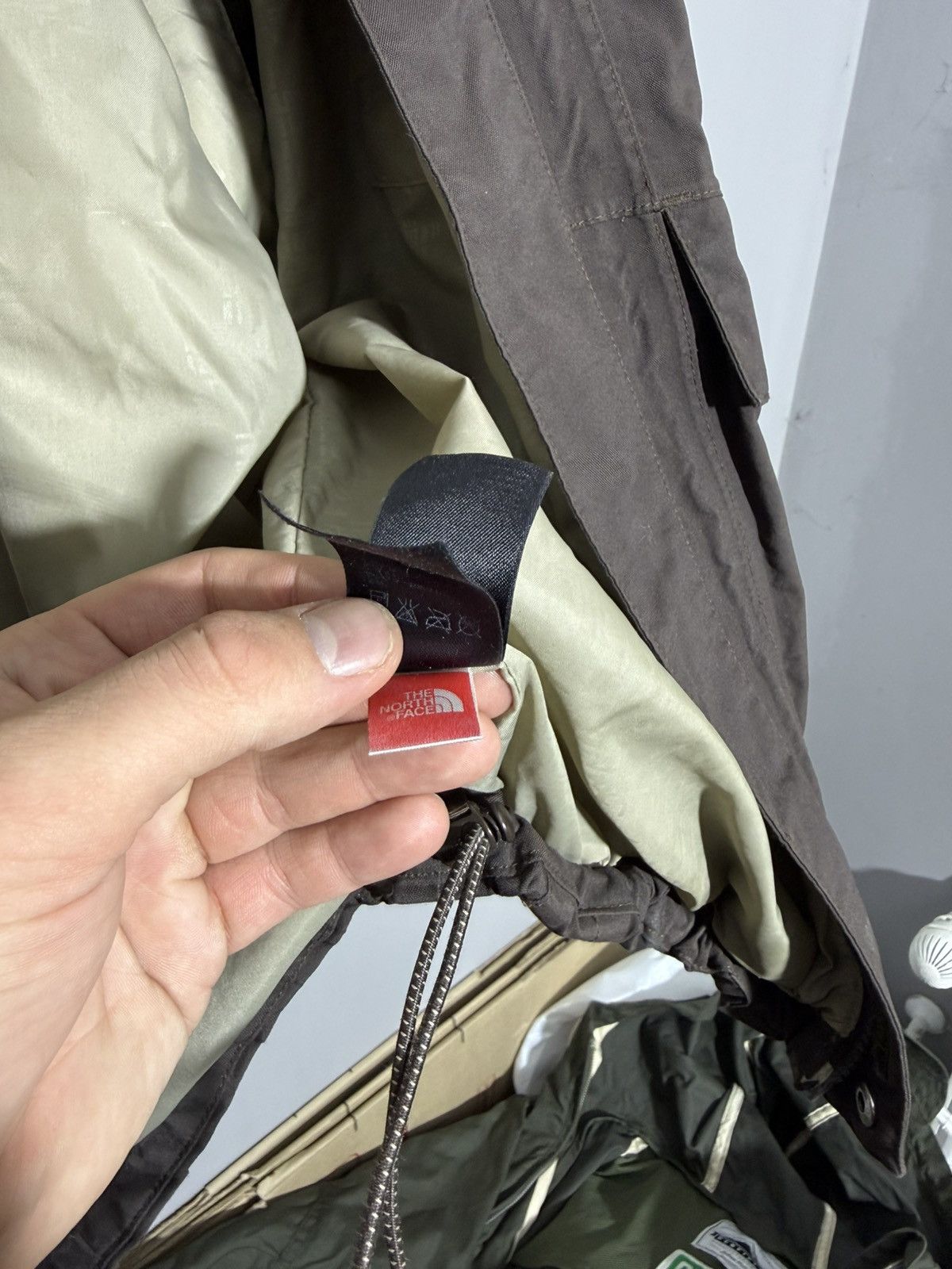 The North Face Vintage The North Face Hyvent Brown jacket size XL Size US XL / EU 56 / 4 - 16 Thumbnail