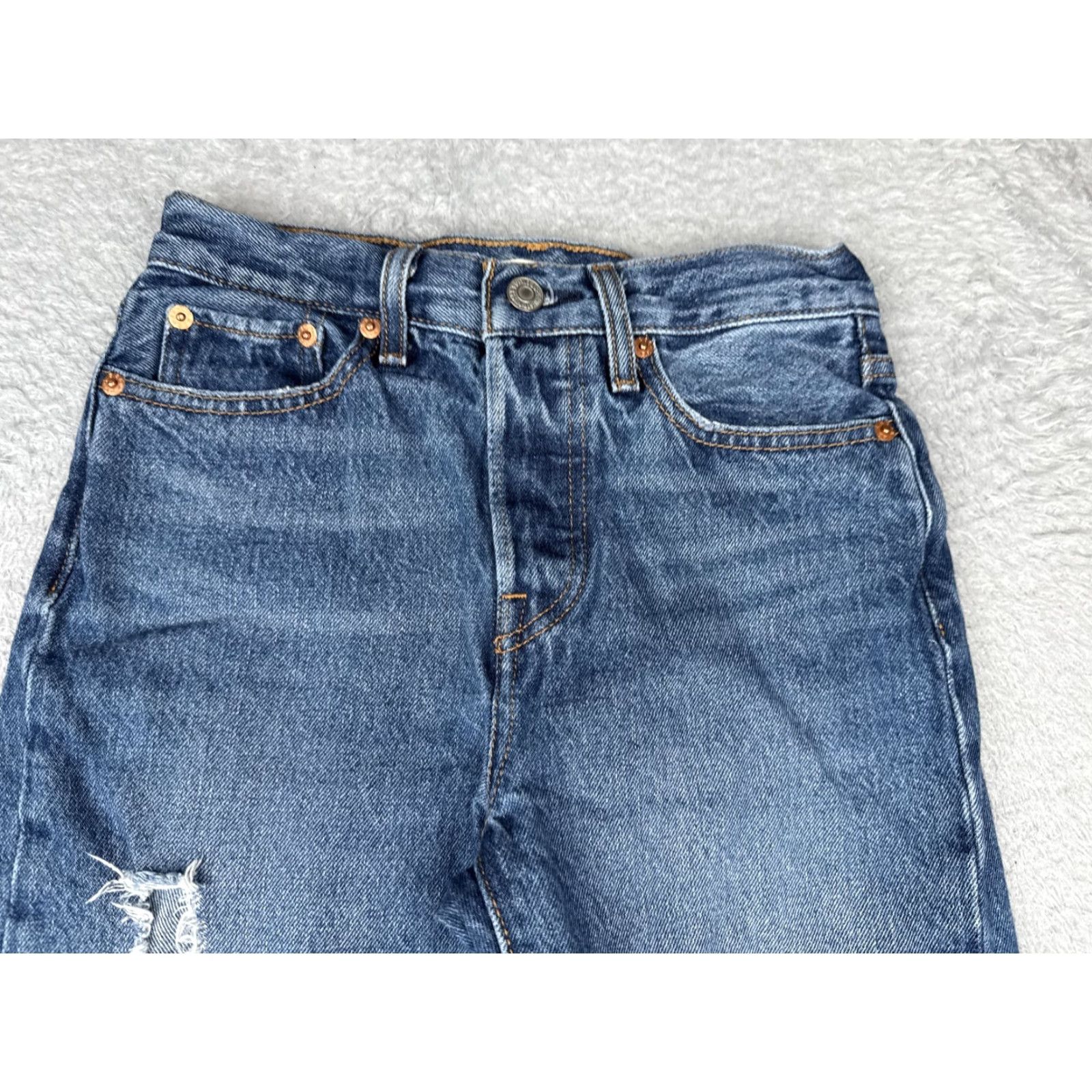 Levi's Levi's Jeans Women 24x28 Wedgie Straight High Rise Distressed Button Denim Blue 5-Pocket Regular Size 24 Womens Jeans Size 42" / US 20 - 4 Thumbnail