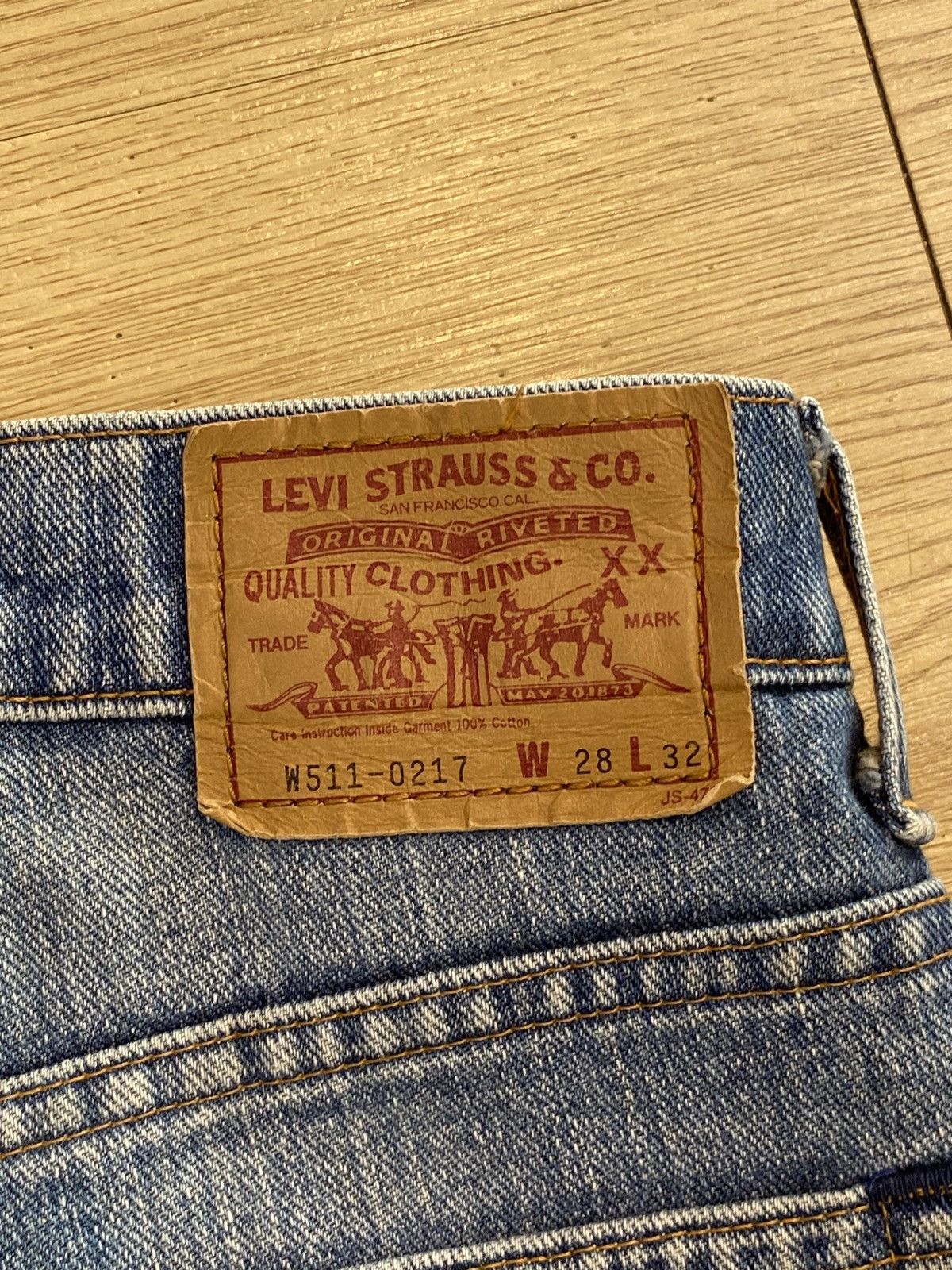 Levi's Vintage Clothing Levi’s Vintage Faded Straight Cut Denim Jeans Size US 26 / EU 42 - 8 Thumbnail