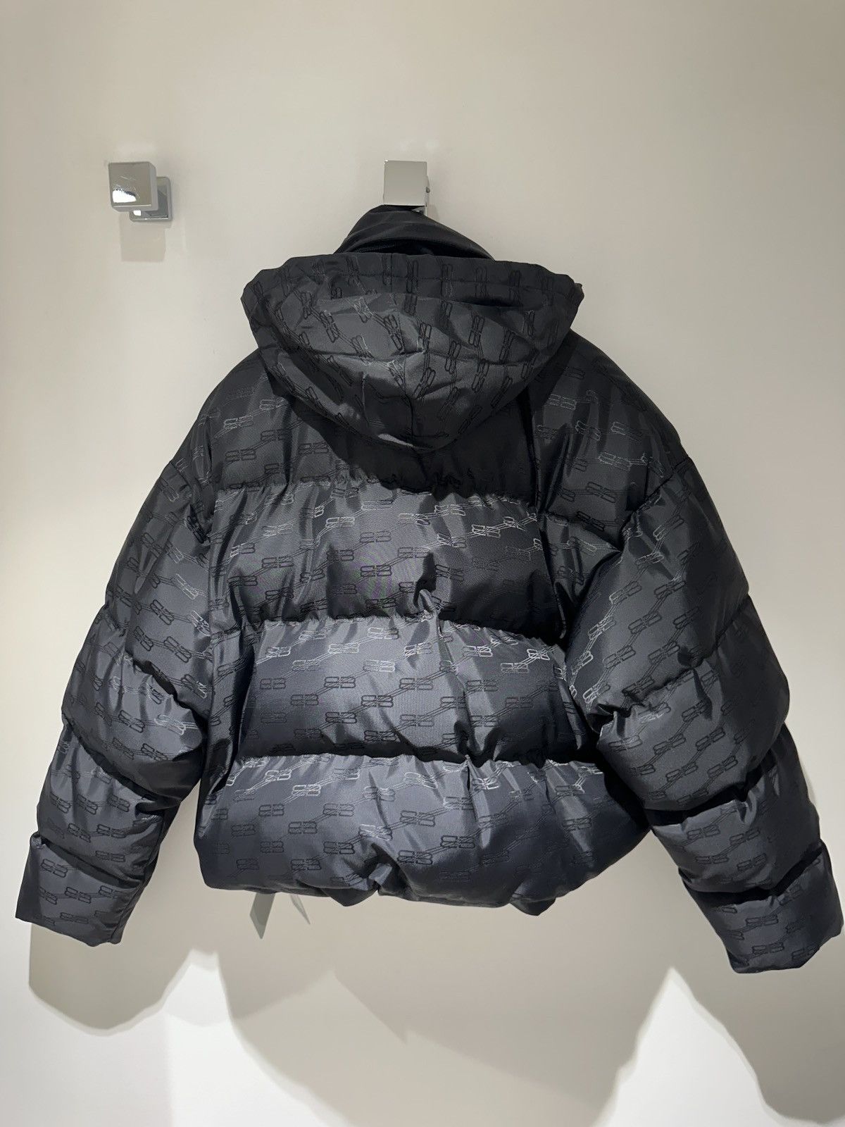 Balenciaga Balenciaga Monogram Puffer Puffer Jacket Size M / US 6-8 / IT 42-44 - 3 Thumbnail