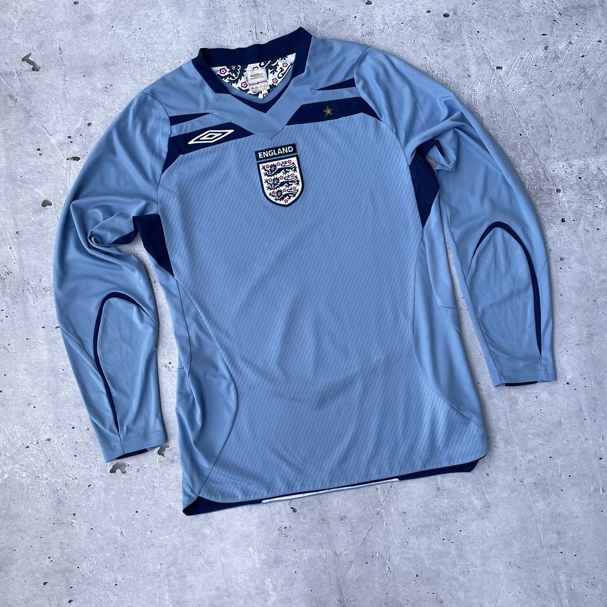 Umbro Long Sleeve Soccer Goalie cheapest Shirt Size Large Vintage Retro Style Jersey