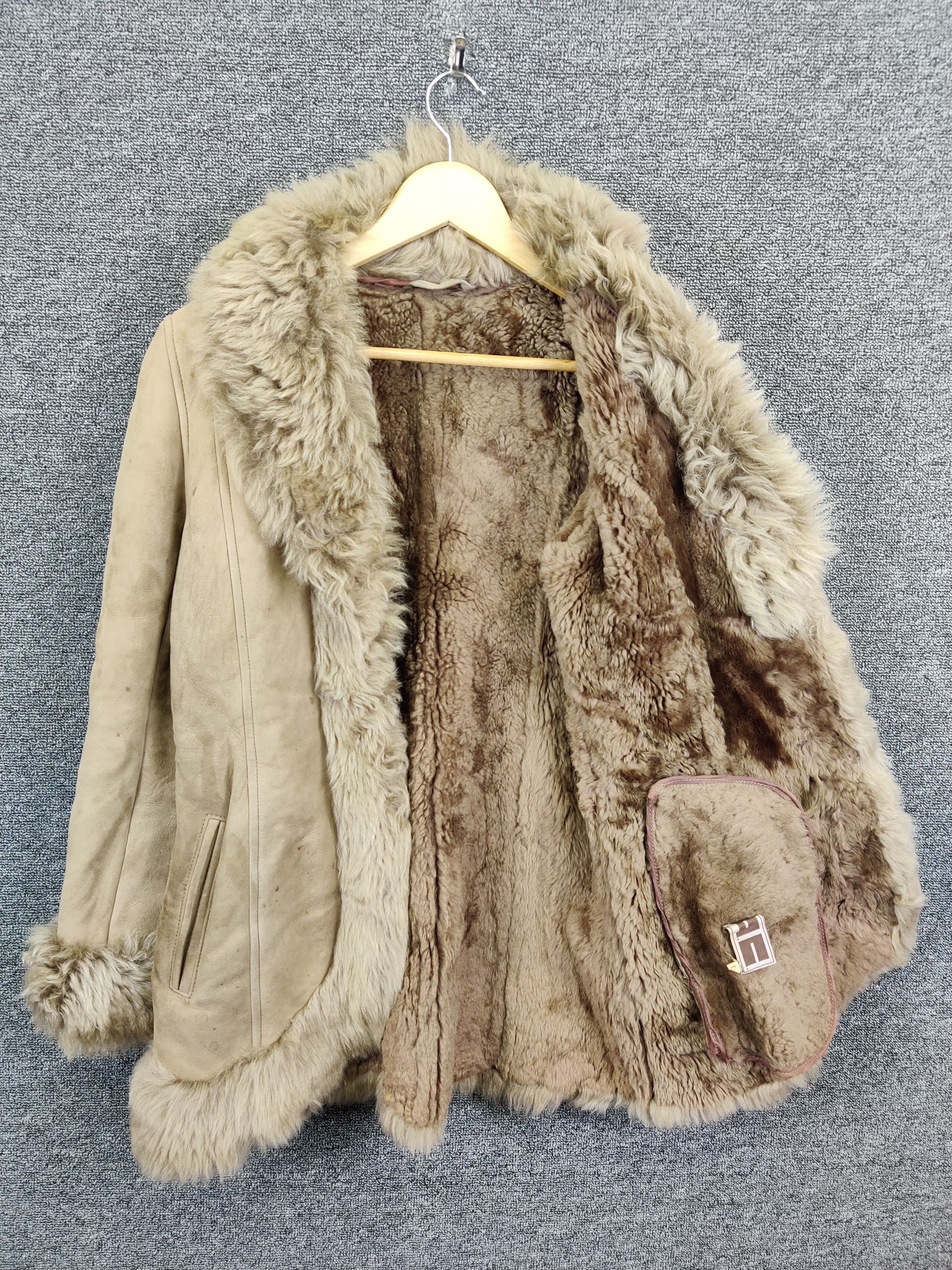 Vintage Vintage Sheepskin Faux Fur Suede Leather Coat Size US M / EU 48-50 / 2 - 7 Thumbnail
