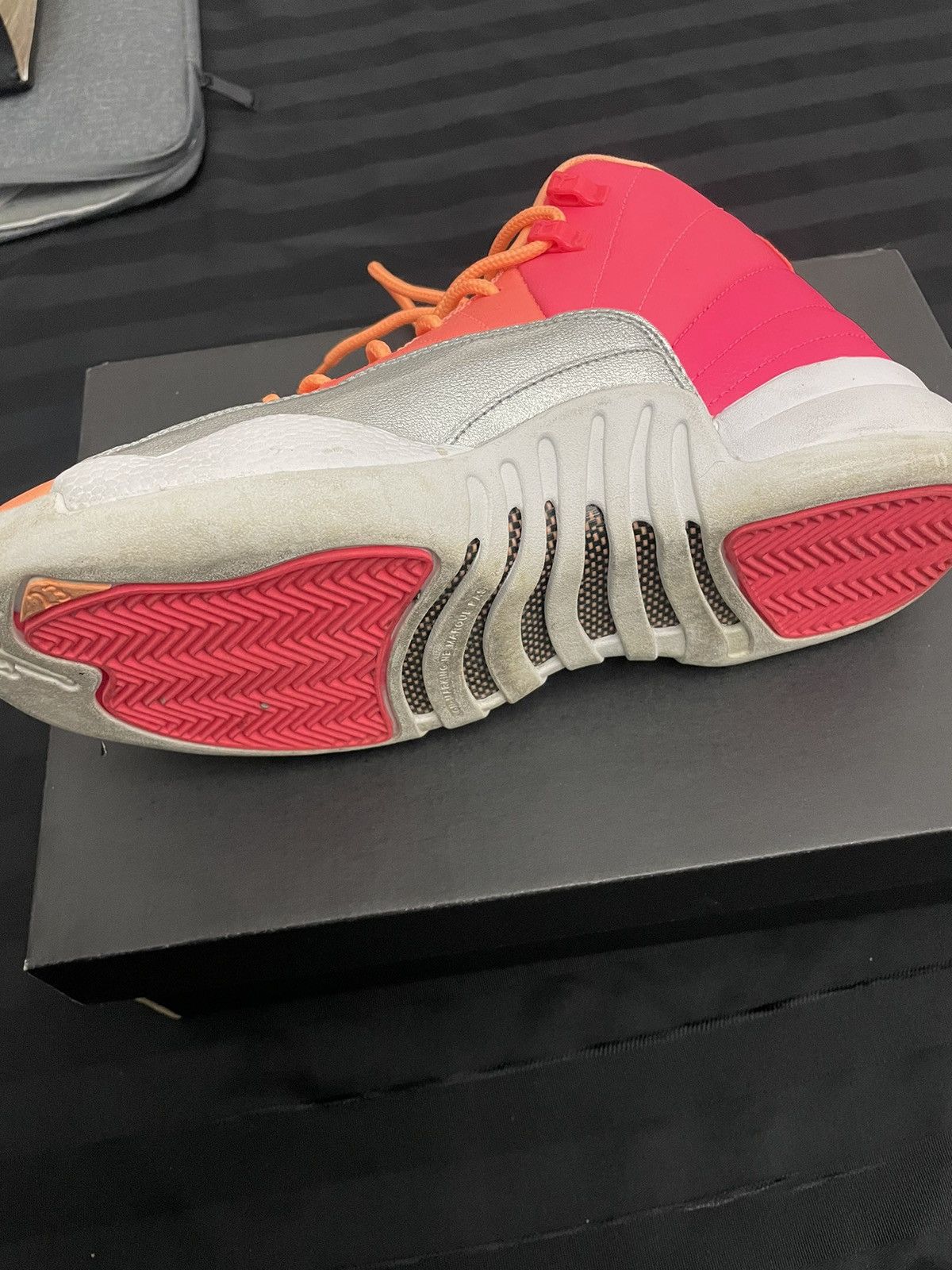 Jordan Brand Air jordan 12 retro- Sunrise 7Y Size US 7 / IT 37 - 3 Thumbnail