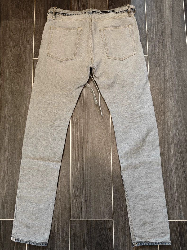 Fear of God Fear of God In the sixth season, the streamer wears jeans Size US 34 / EU 50 - 2 Thumbnail