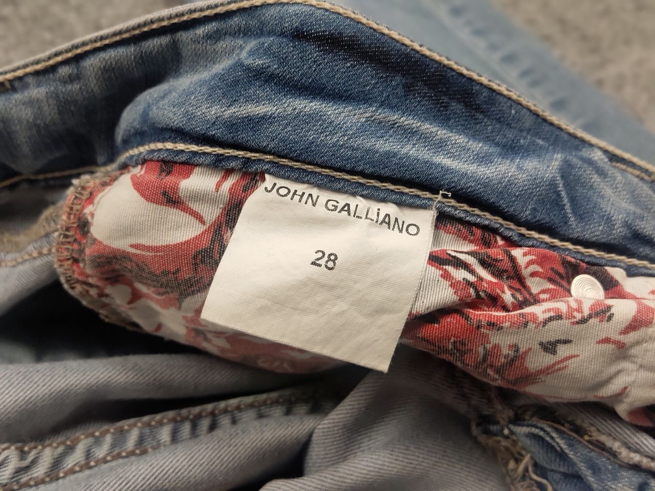 John Galliano Vintage John Galliano Y2K Style Metal Logo Faded Denim Jeans Size US 29 - 14 Thumbnail