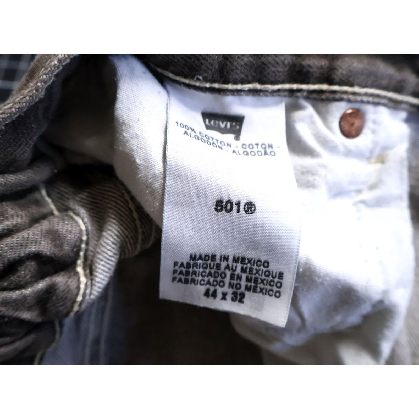Levi's Levi's 501 Jeans Men's 32 x 29 Brown Button Fly Elastic Waist Straight 90s Vintage Gift 44/32 Size US 32 / EU 48 - 4 Thumbnail