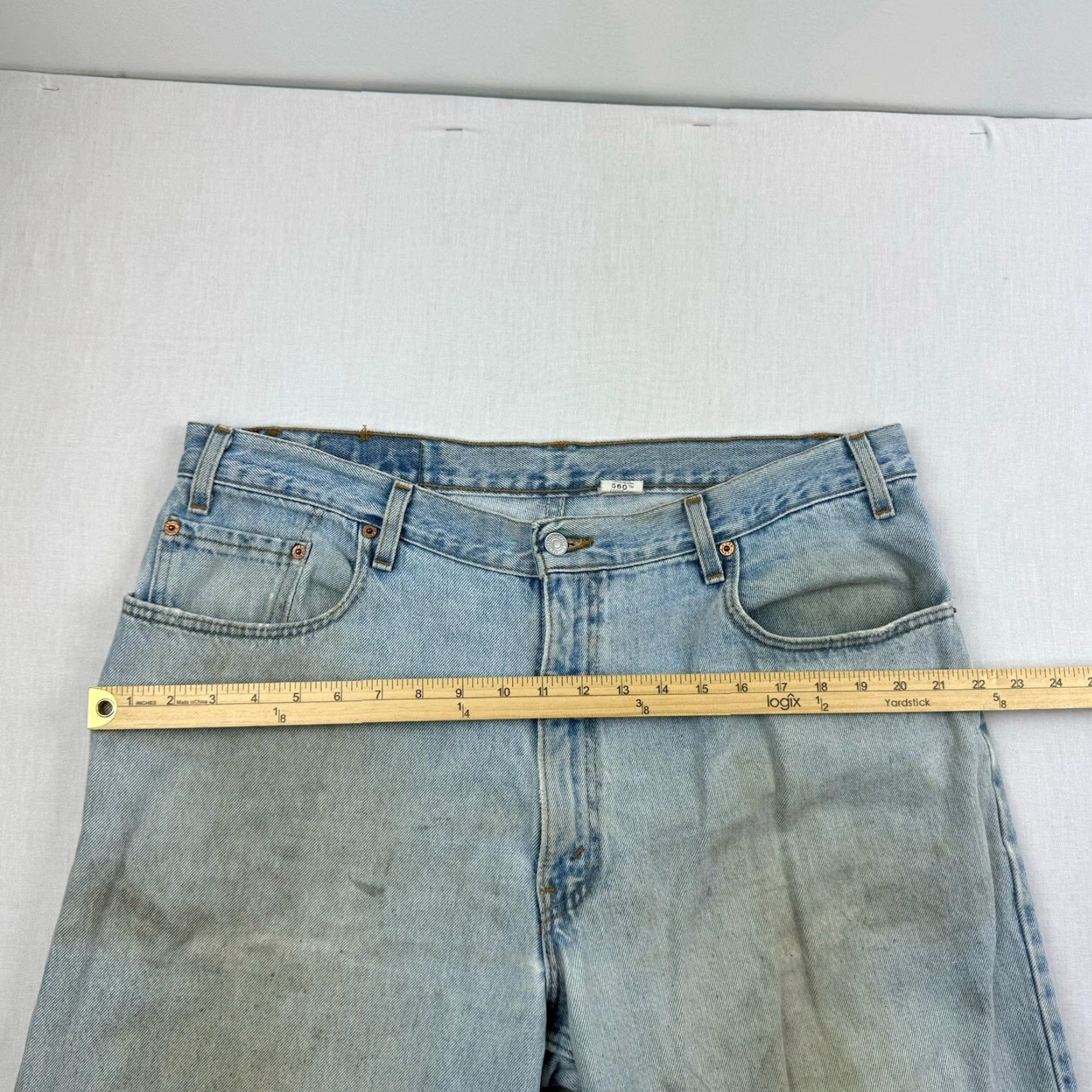 Levi's VINTAGE Levi's 560 Jeans Mens Regular 38x30 Blue Loose Fit Tapered Grunge 90s USA Stains Size US 38 / EU 54 - 7 Thumbnail