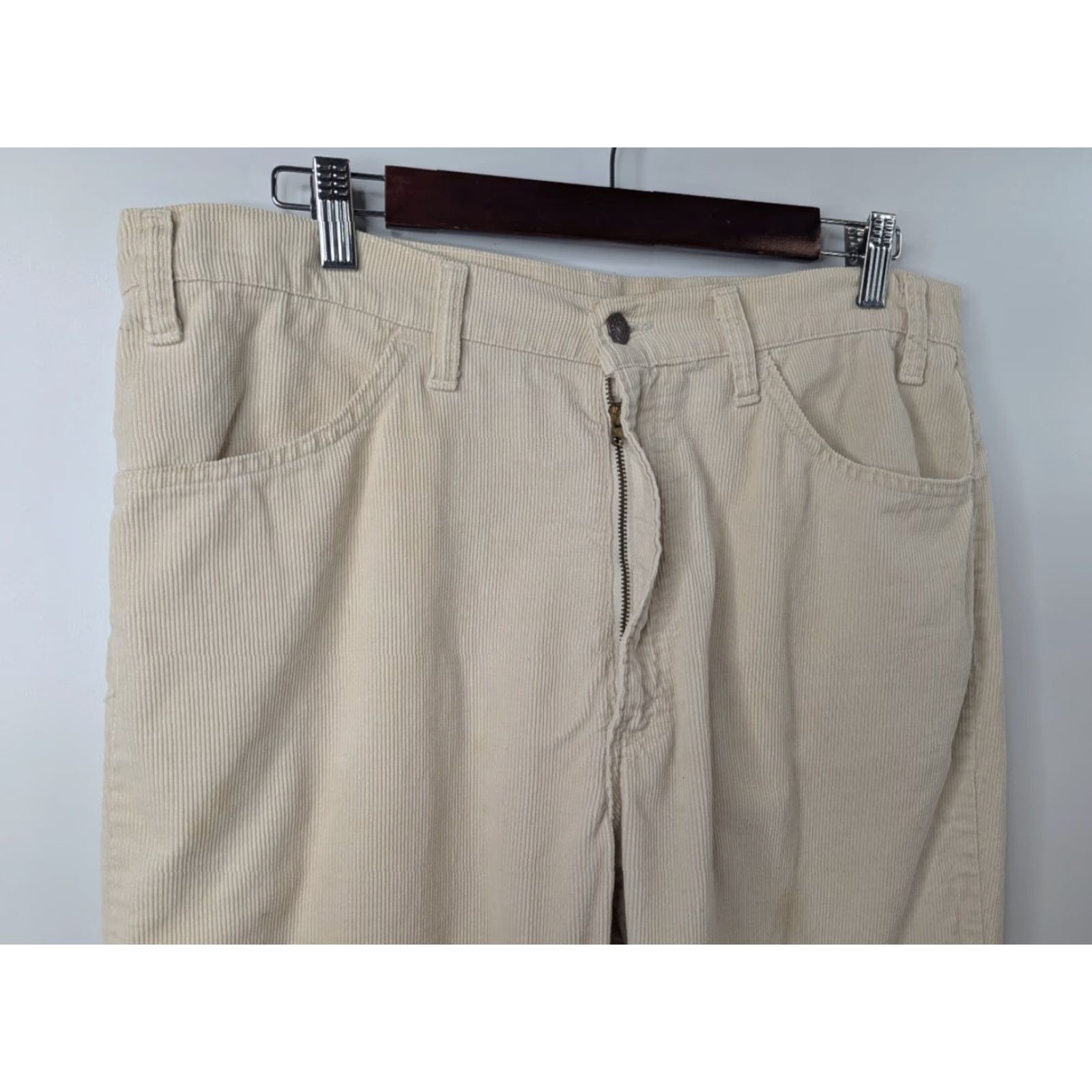 Levi's VINTAGE Levi's 646 Jeans Mens 34x32 Corduroy Bell Bottoms Western 70s Talon Size US 34 / EU 50 - 3 Thumbnail
