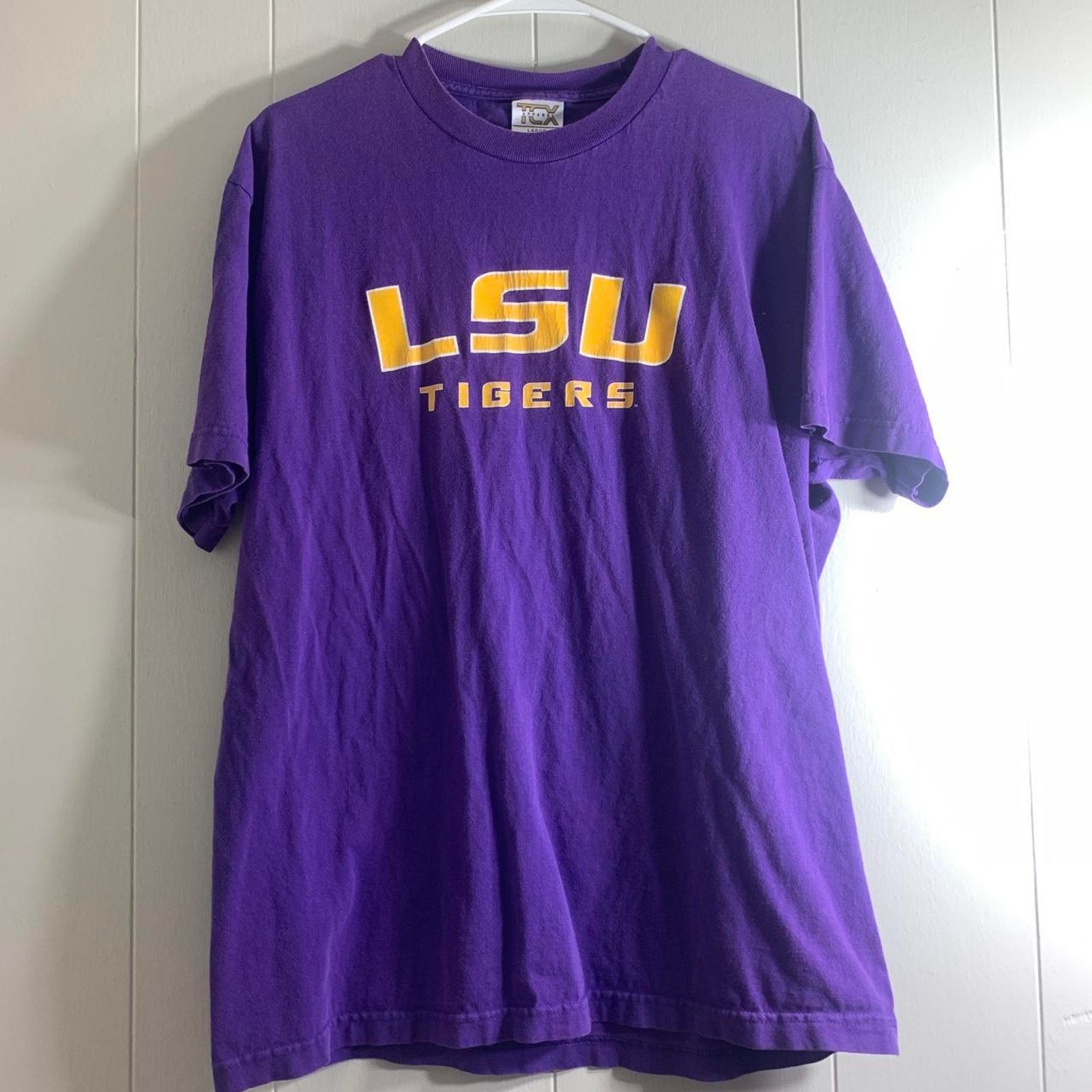 NCAA vintage Y2K 2000’s NCAA LOUISIANA STATE TIGERS LSU tee shirt Size US L / EU 52-54 / 3 - 2 Thumbnail