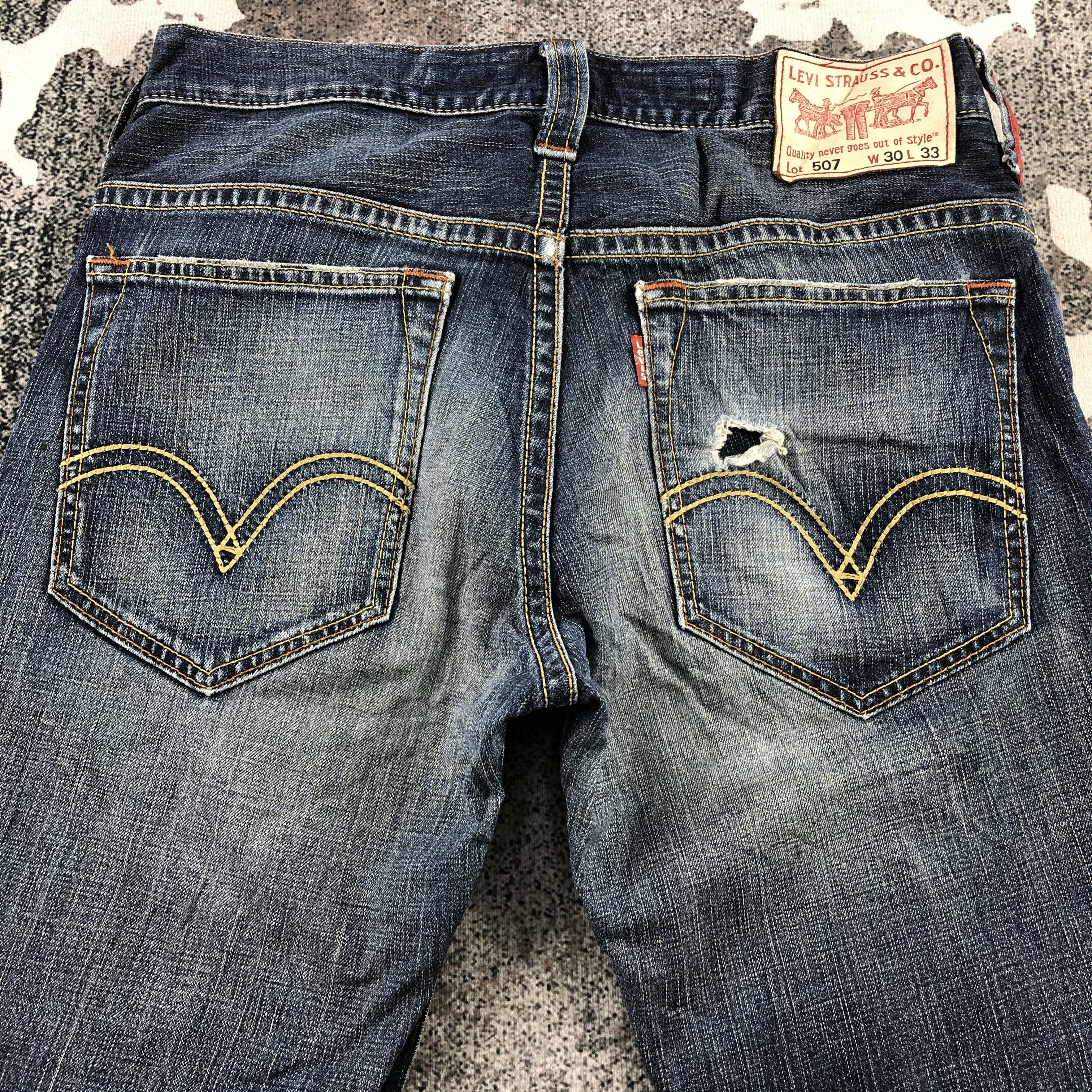 Levi's Vintage Levi's 507 Jeans Dark Wash Denim KJ927 Size US 30 / EU 46 - 4 Thumbnail