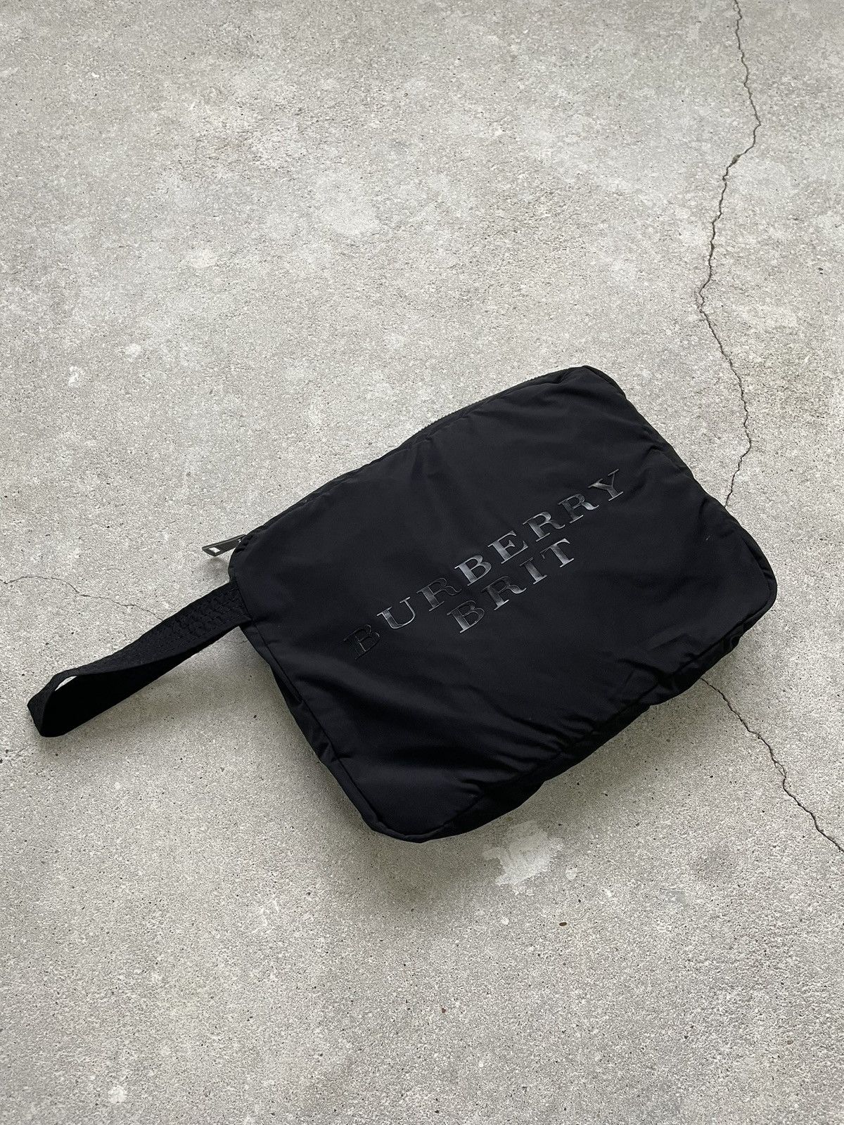 Burberry Burberry Brit clutch hand bag black nylon Size ONE SIZE - 2 Thumbnail