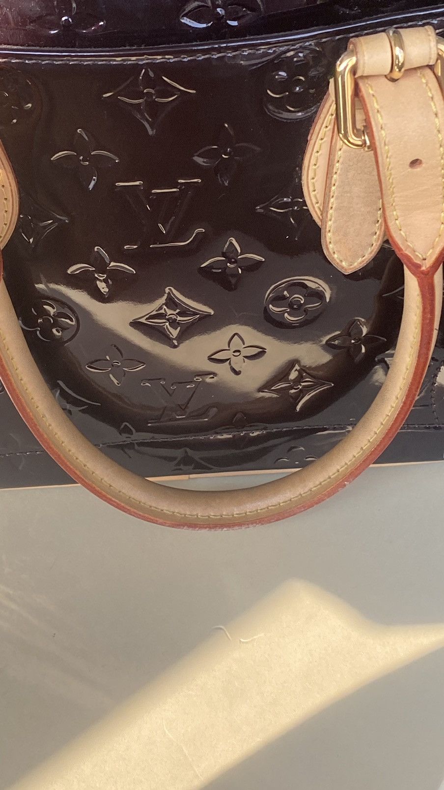 Louis Vuitton Louis Vuitton Amarante Monogram Vernis Summit Drive Bag Size ONE SIZE - 4 Thumbnail