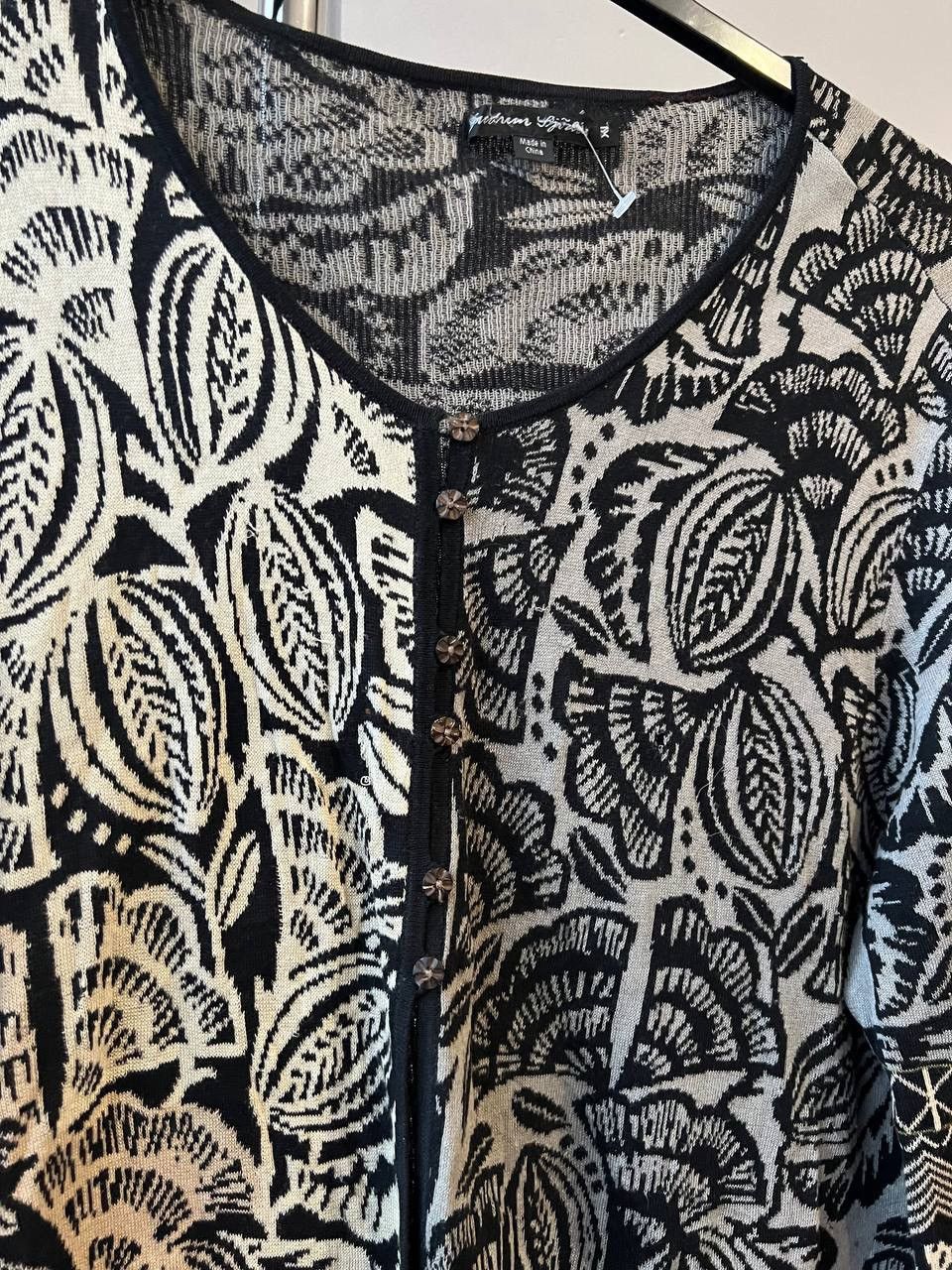 Gudrun Sjoden GUDRUN SJODEN ABSTRACT DESIGN FLOWERS BUTTON CARDIGANSWEATER Size XL / US 12-14 / IT 48-50 - 4 Thumbnail
