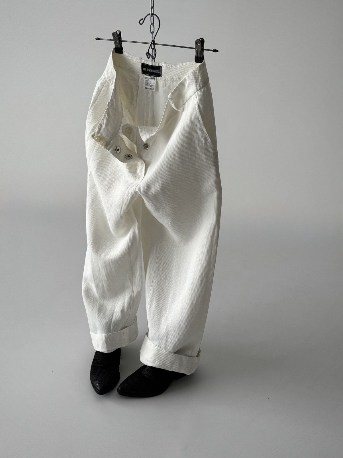 Ann Demeulemeester Vintage 1990s Ann Demeulemeester White Pants Size 26" / US 2 / IT 38 - 1 Thumbnail