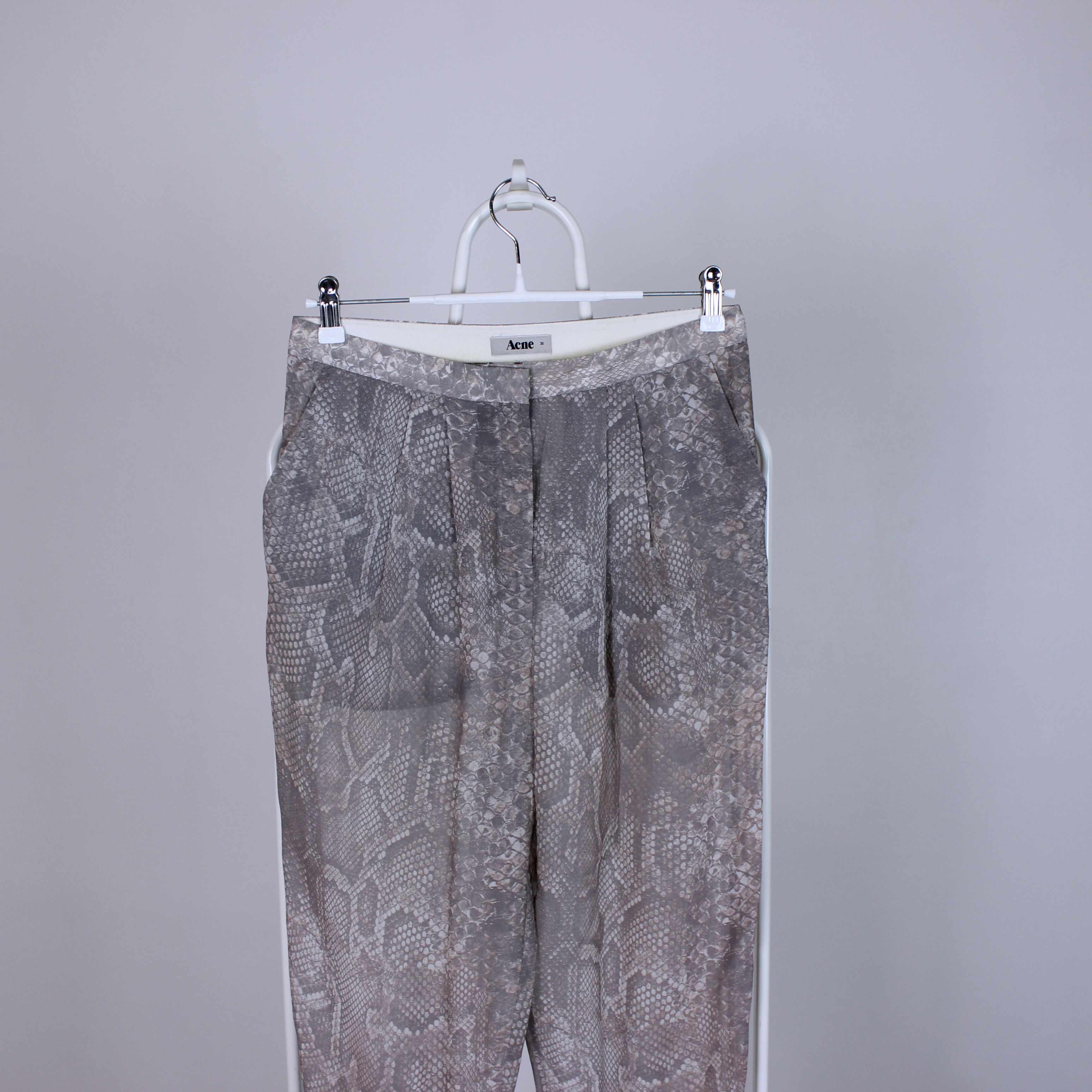 Acne Studios Acne Studios vintage women joggers 36 light silk Size 25" / US 0 / IT 36 - 1 Thumbnail