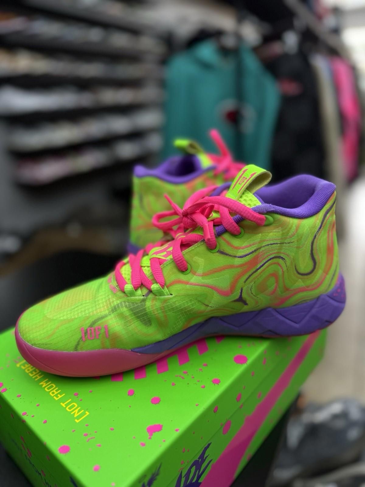 Puma Puma Mb.01 Inverse Toxic LaMelo Ball Size U.S Men’s 8/9.5W Size US 8 / EU 41 - 12 Thumbnail