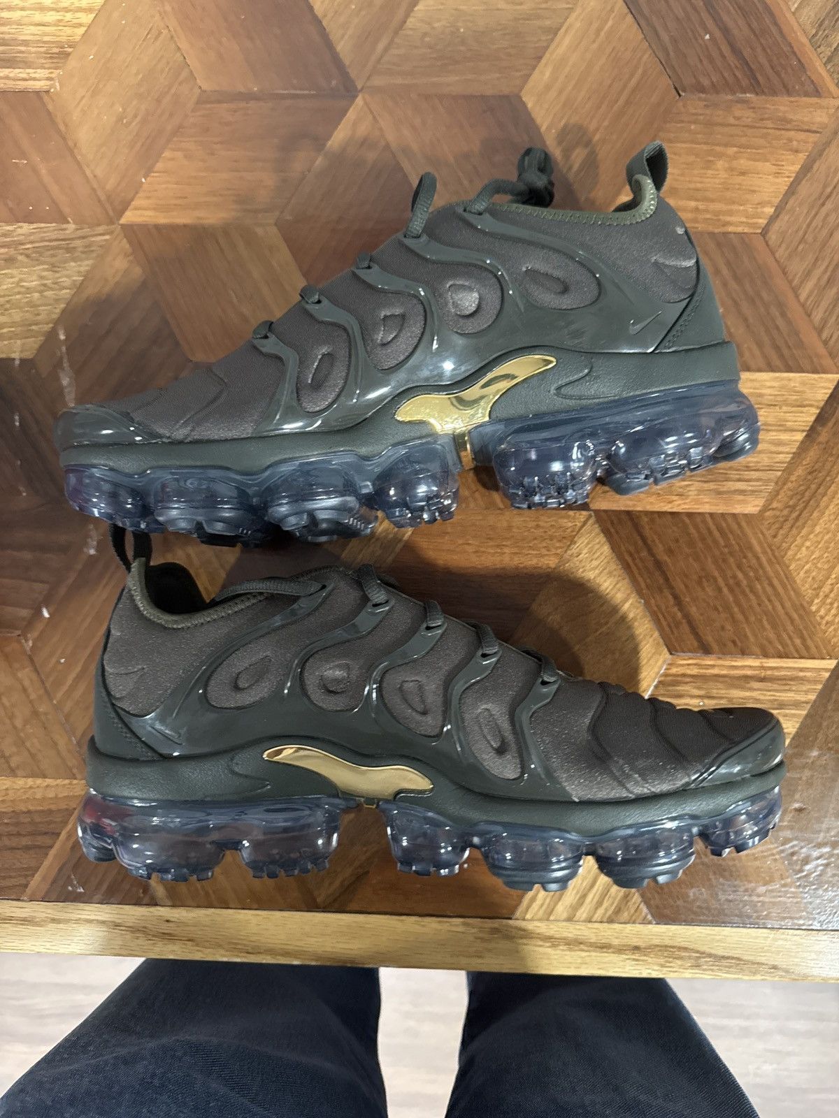 Nike air vapormax plus Size US 9.5 / EU 42-43 - 6 Thumbnail
