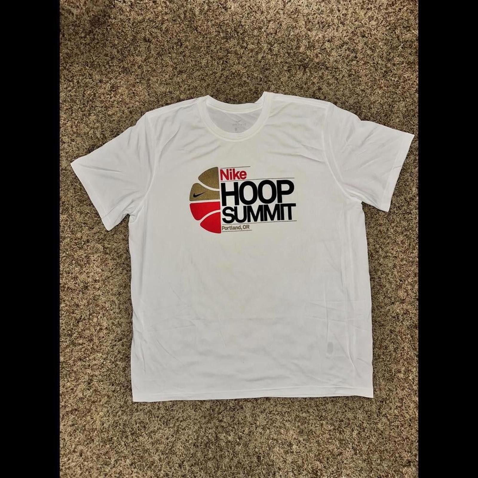Nike Mens Nike Hoops Summit White Short Sleeve Graphic Basketball T-Shirt Size US XXL / EU 58 / 5 - 1 Thumbnail