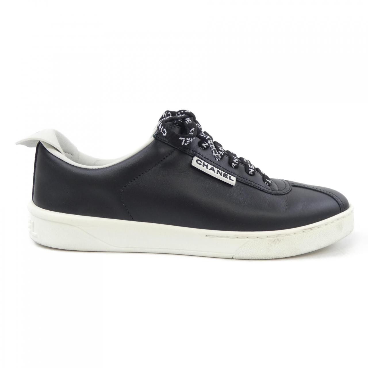 Chanel Chanel Chanel G34085X51503 Calfskin Sneakers Leather Shoes G34085X51503 DUTY FREE for USA Size ONE SIZE - 1 Thumbnail
