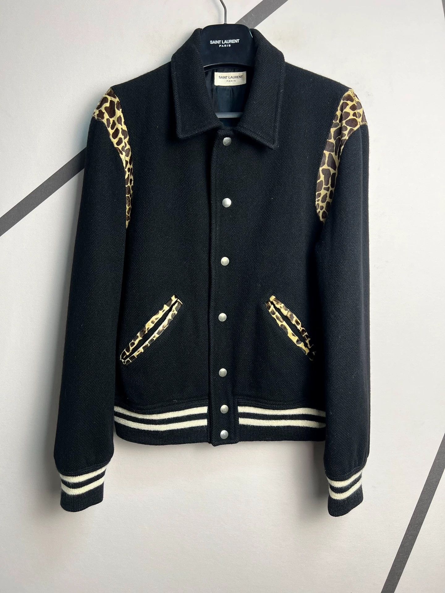 Saint Laurent Paris Saint Laurent leopard print patchwork wool baseball jacket Size L / US 10 / IT 46 - 1 Thumbnail