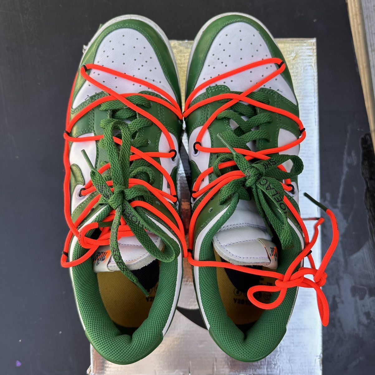 Nike × Off-White Off-White Pine Green Dunks Size US 10 / EU 43 - 1 Thumbnail