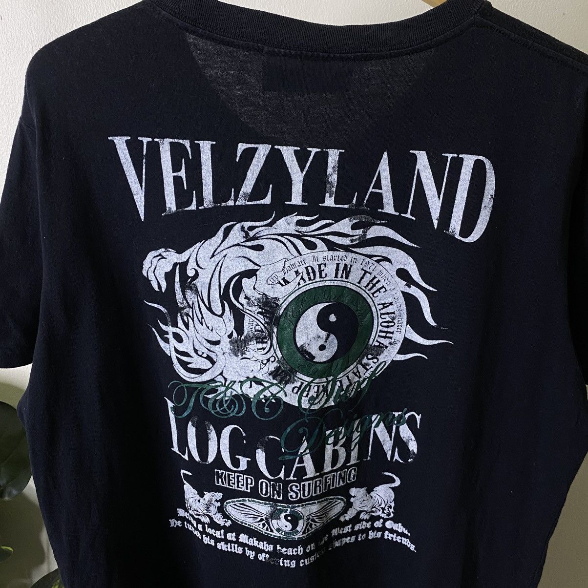 Vintage Y2K T&C Surf Crazy Dragon Graphic T shirt Surf Style Size US XL / EU 56 / 4 - 2 Thumbnail