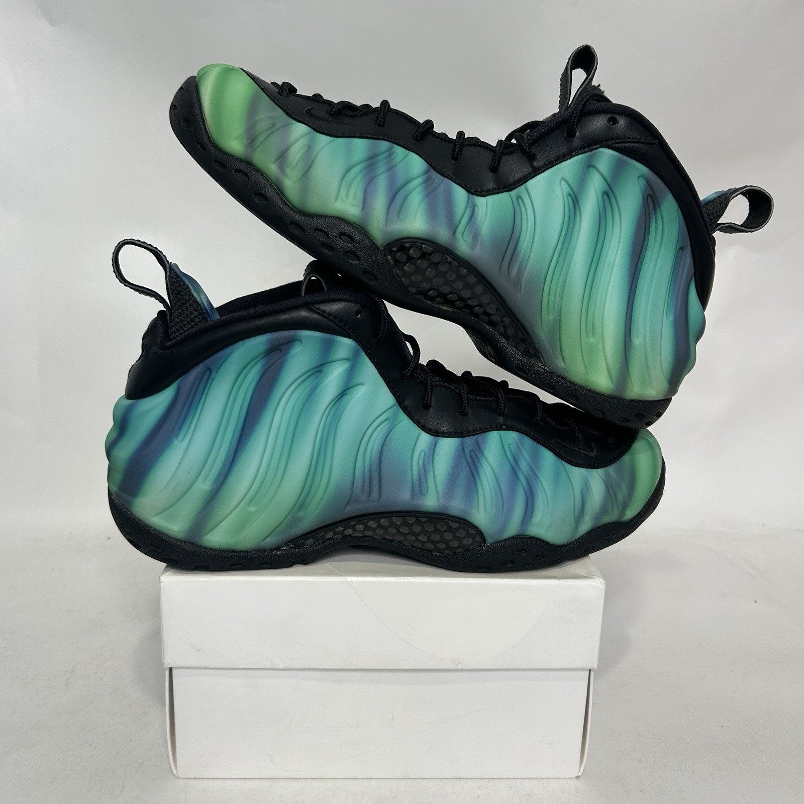 Nike Nike Air Foamposite One “Northern Lights/Black Green” Size US 9.5 / EU 42-43 - 1 Thumbnail