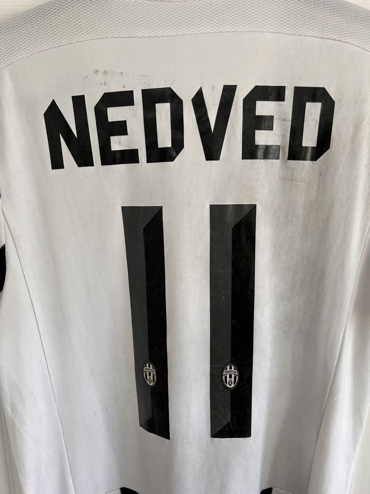 Adidas Juventus 2015/16 Nedved #11 Home Adidas Soccer Jersey kit Size US M / EU 48-50 / 2 - 3 Thumbnail