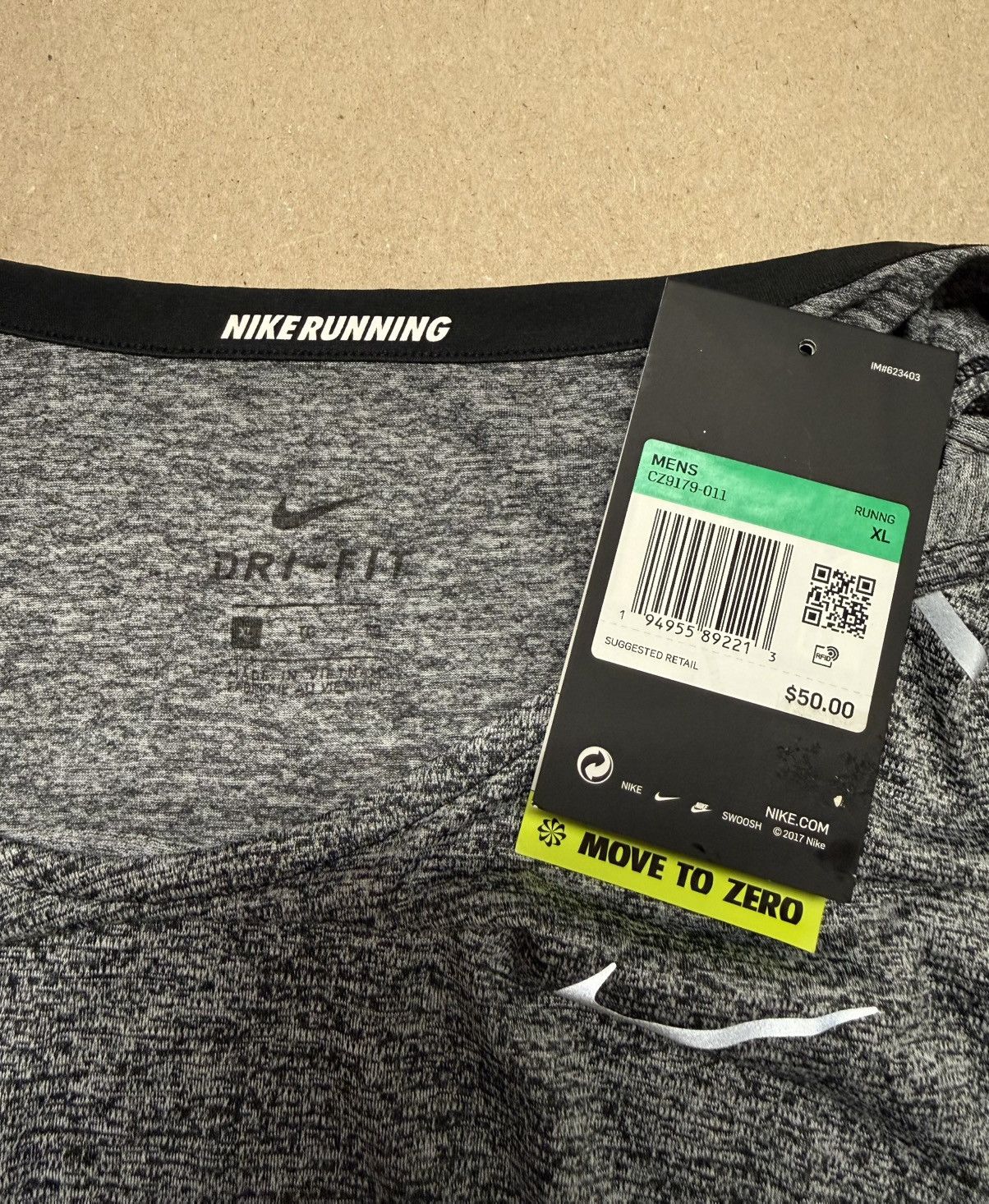 Nike Nike DriFit Running Tank top Standard Fit reflective trim XL Size US XL / EU 56 / 4 - 3 Thumbnail