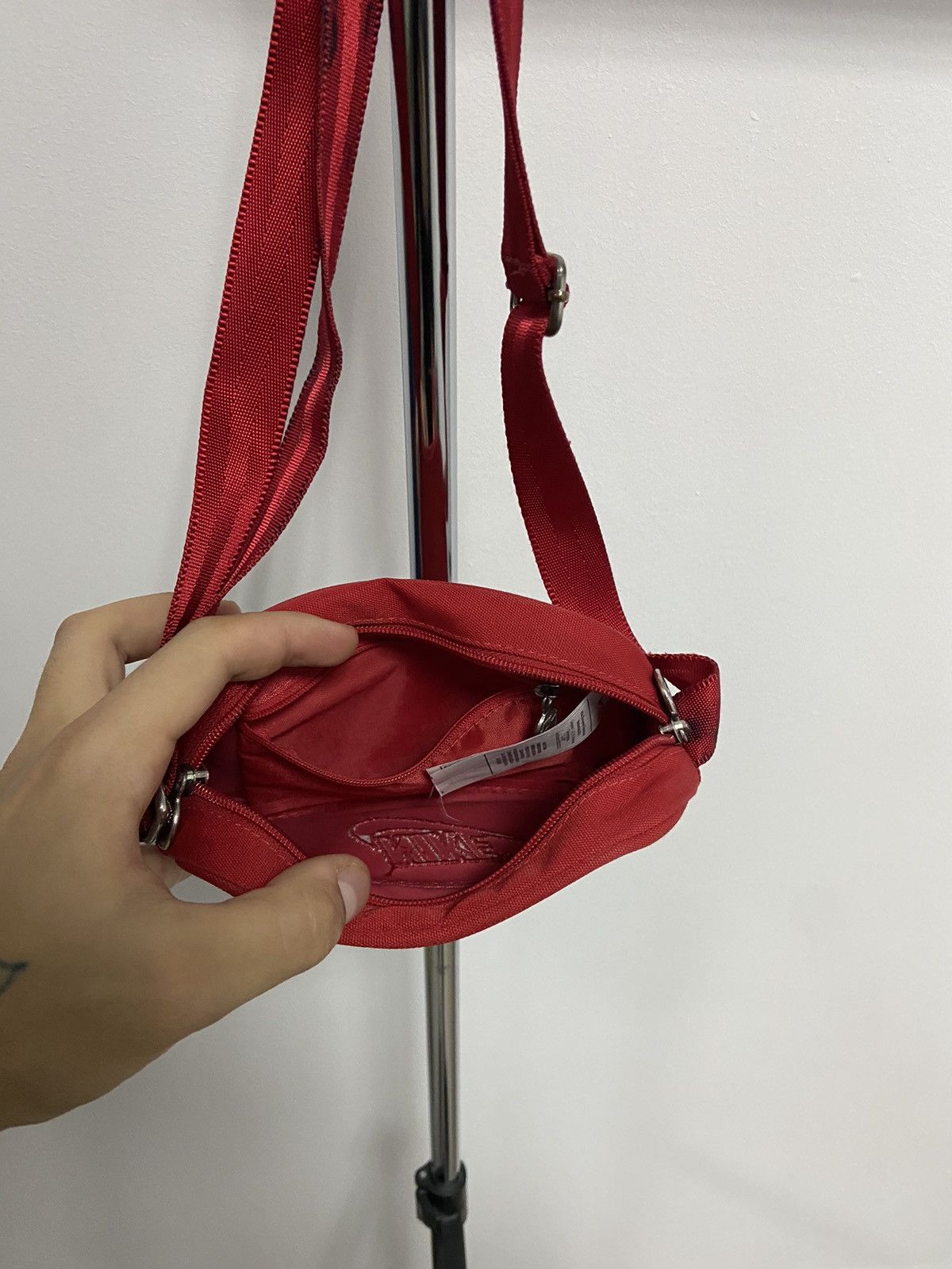 Nike × Vintage Nike Vintage Shoulder Small Bag Big Logo Y2K Style Messenger Size ONE SIZE - 4 Thumbnail