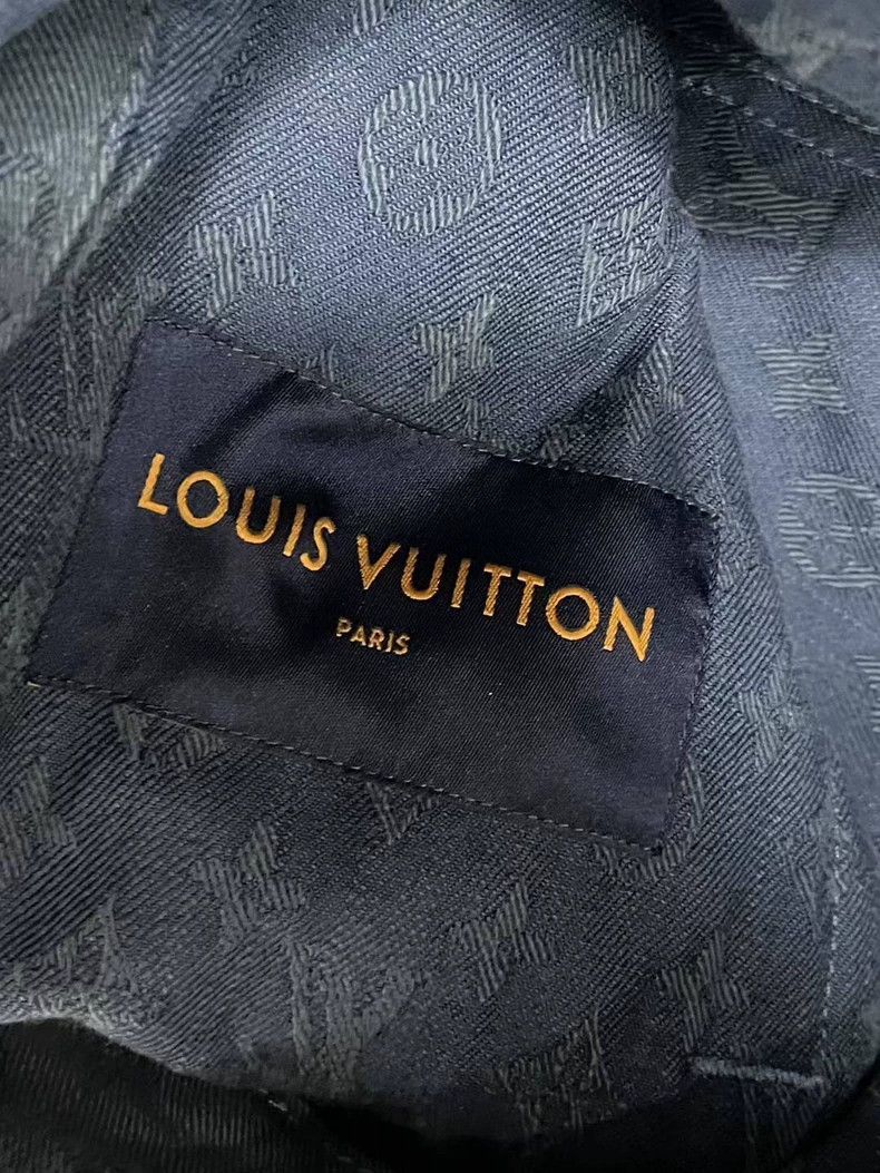 Louis Vuitton Louis Vuitton Blue denim jacket Size US S / EU 44-46 / 1 - 1 Thumbnail