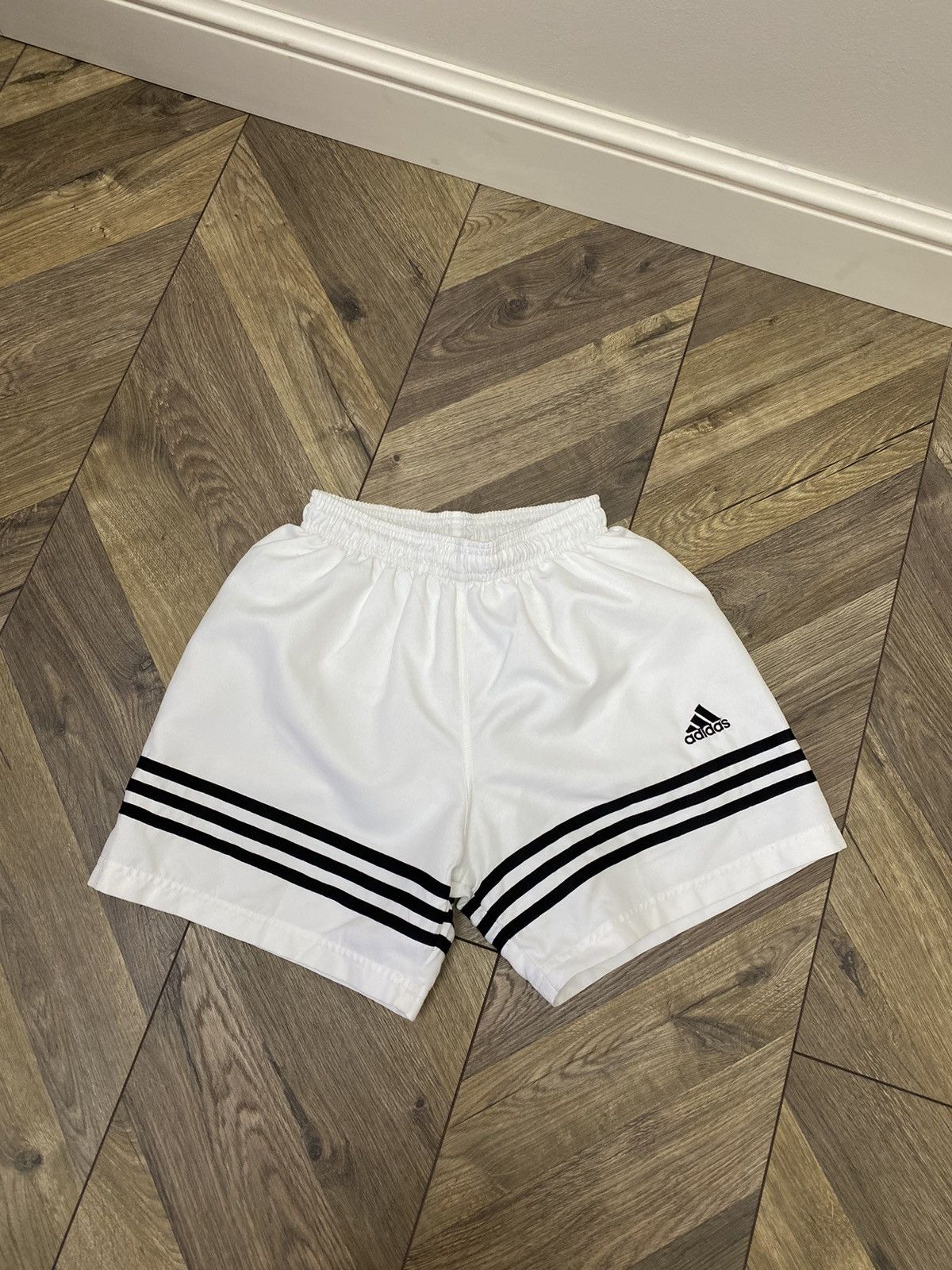 Adidas × Vintage Vintage Adidas 90s style Shorts Size US 29 - 2 Thumbnail