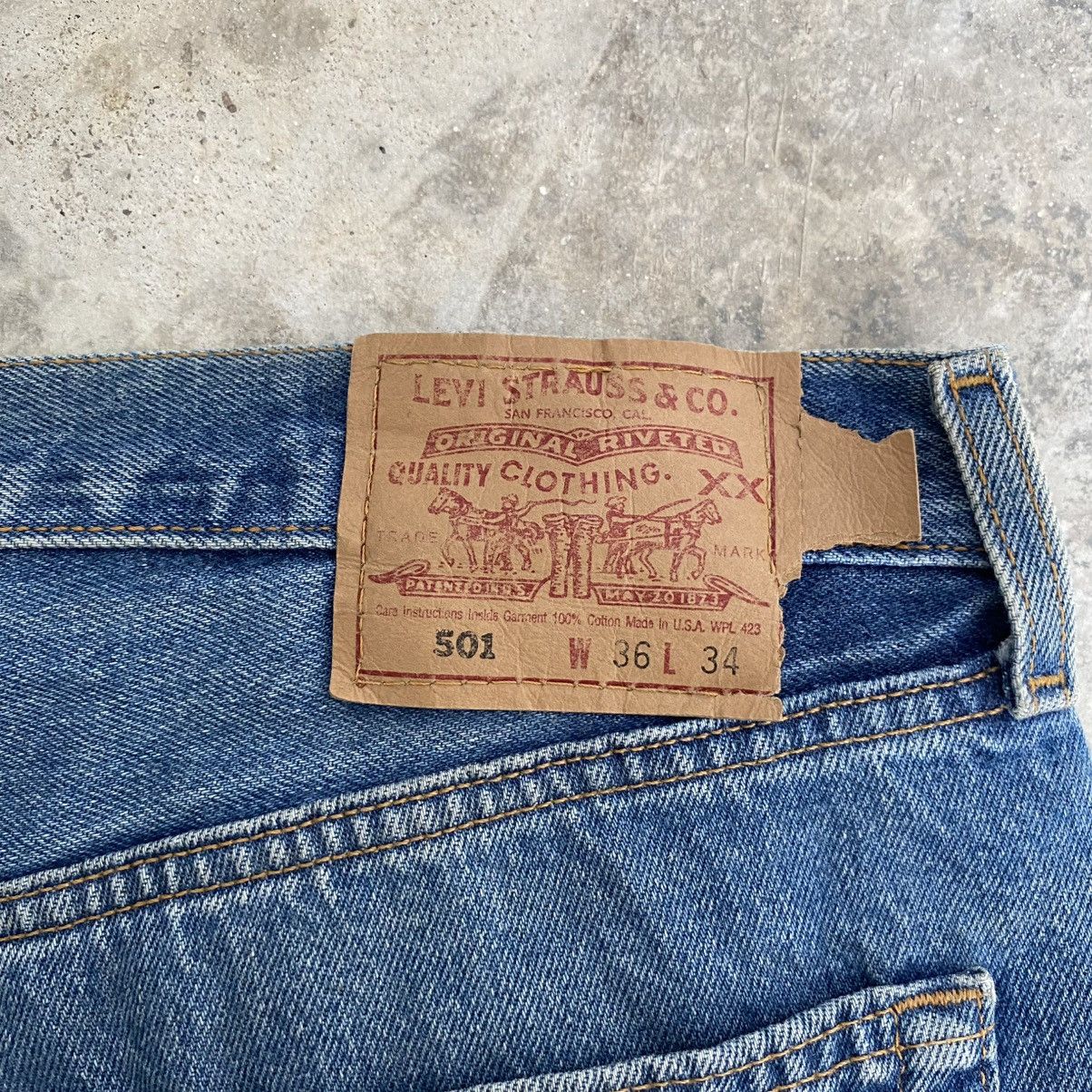 Levi's Vintage Levis 501 Faded Stonewashed Blue Distressed Jeans Size US 35 - 14 Thumbnail