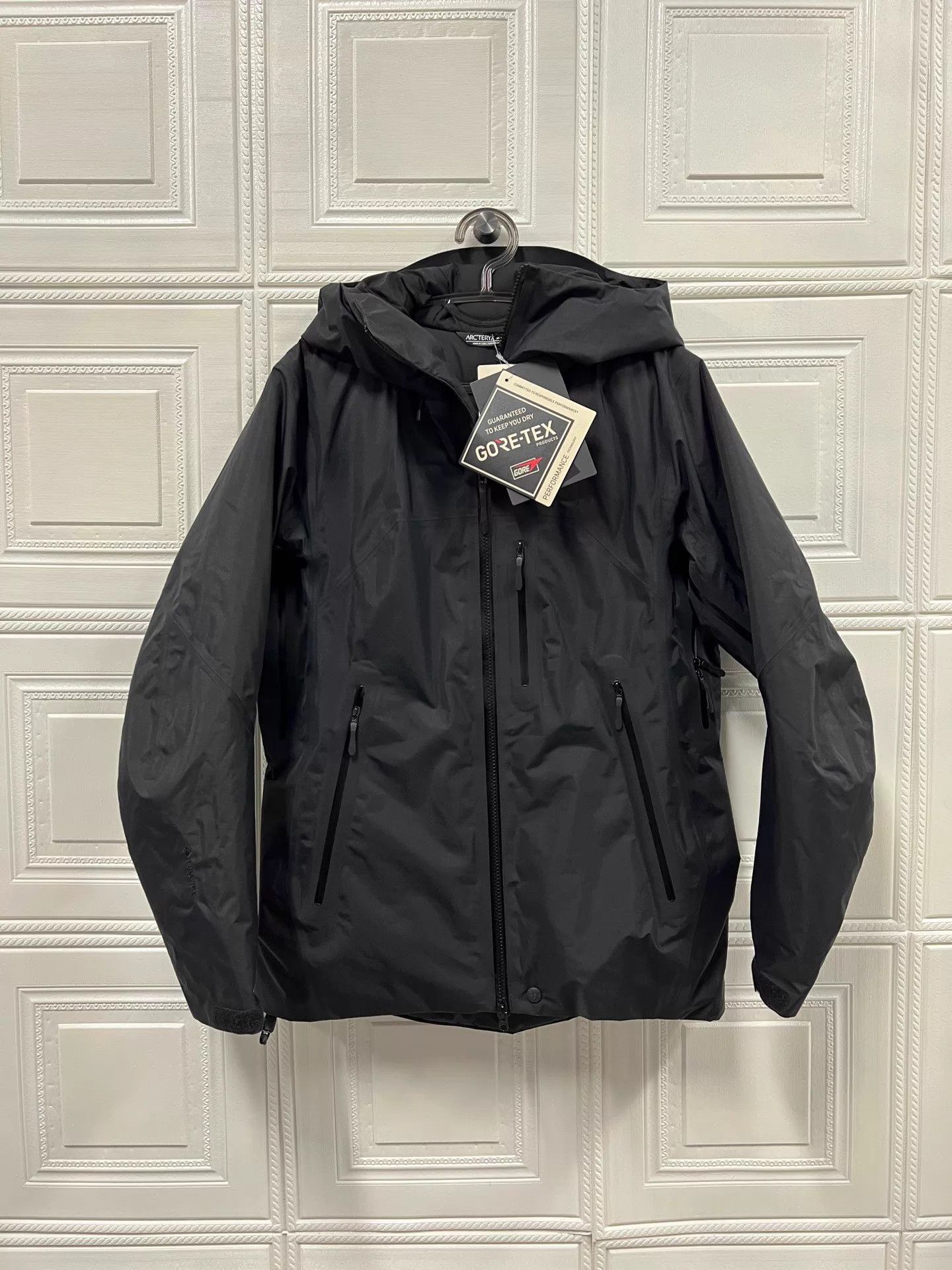 Arc'teryx Arcteryx BETA Logo Hooded Cotton Jacket S Size S / US 4 / IT 40 - 1 Thumbnail