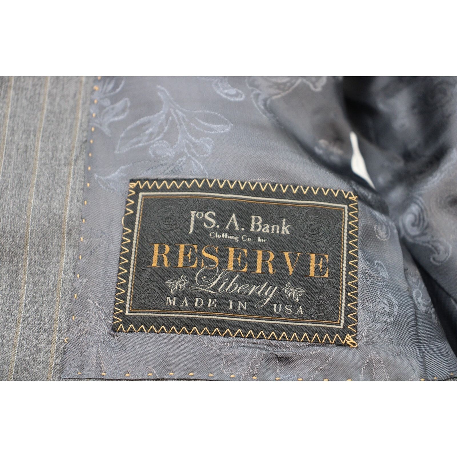 Jos. A. Bank Jos A Bank Blazer Mens 44R Gray 2 Button Peak Lapel Size 44R - 9 Thumbnail