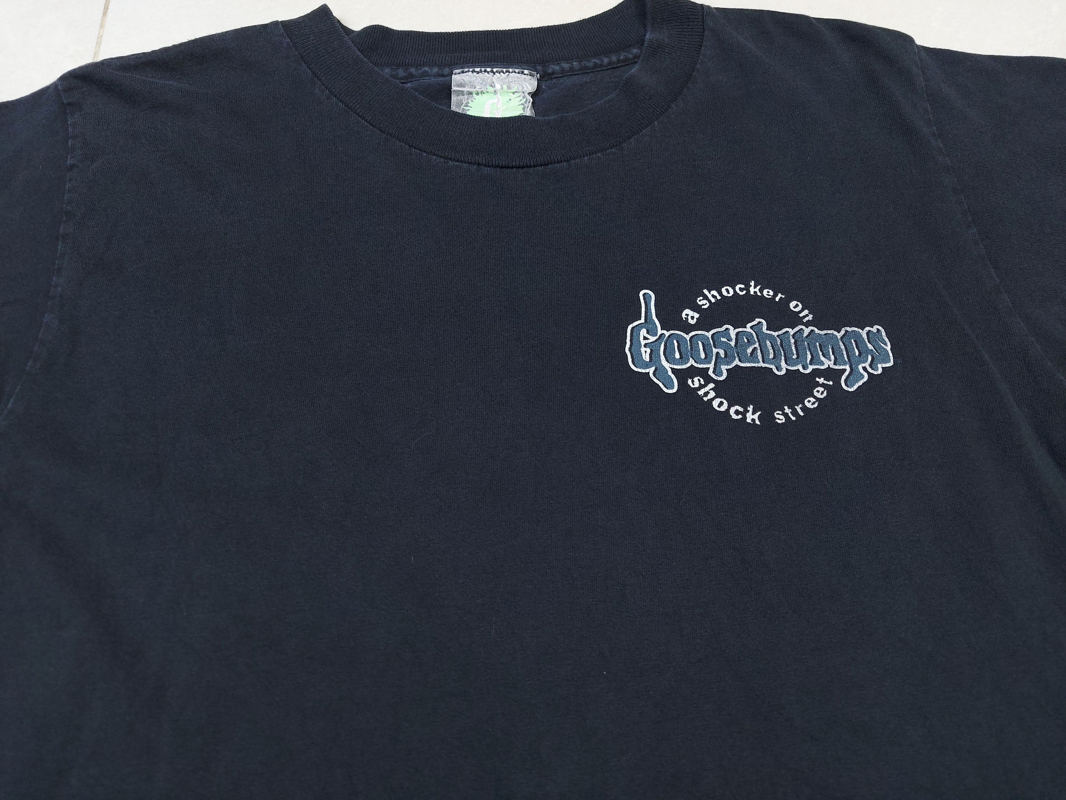 Vintage Vintage 90s Goosebumps 1995 A Shocker on Shock Street TEE Size US M / EU 48-50 / 2 - 8 Thumbnail