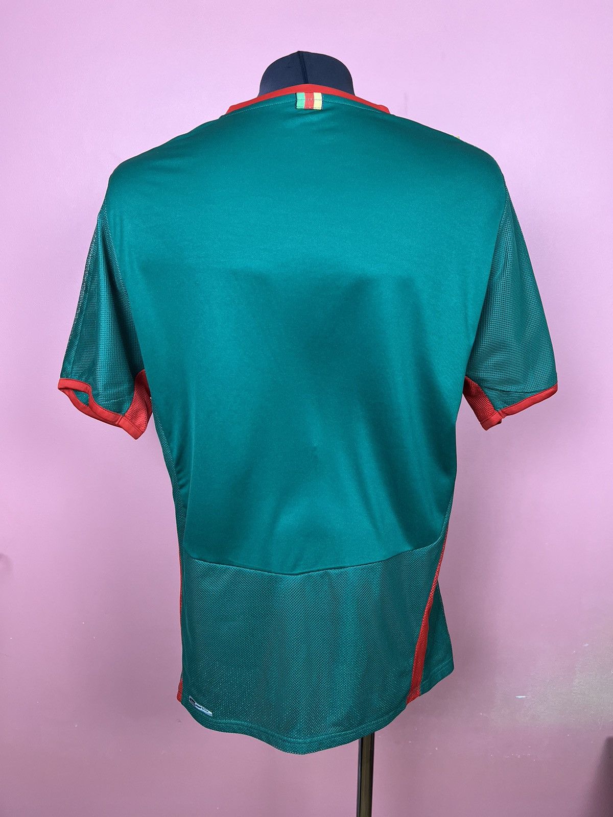 Other × Puma puma camerounaise 2009 2008 soccer jersey football lion Size US XL / EU 56 / 4 - 2 Thumbnail