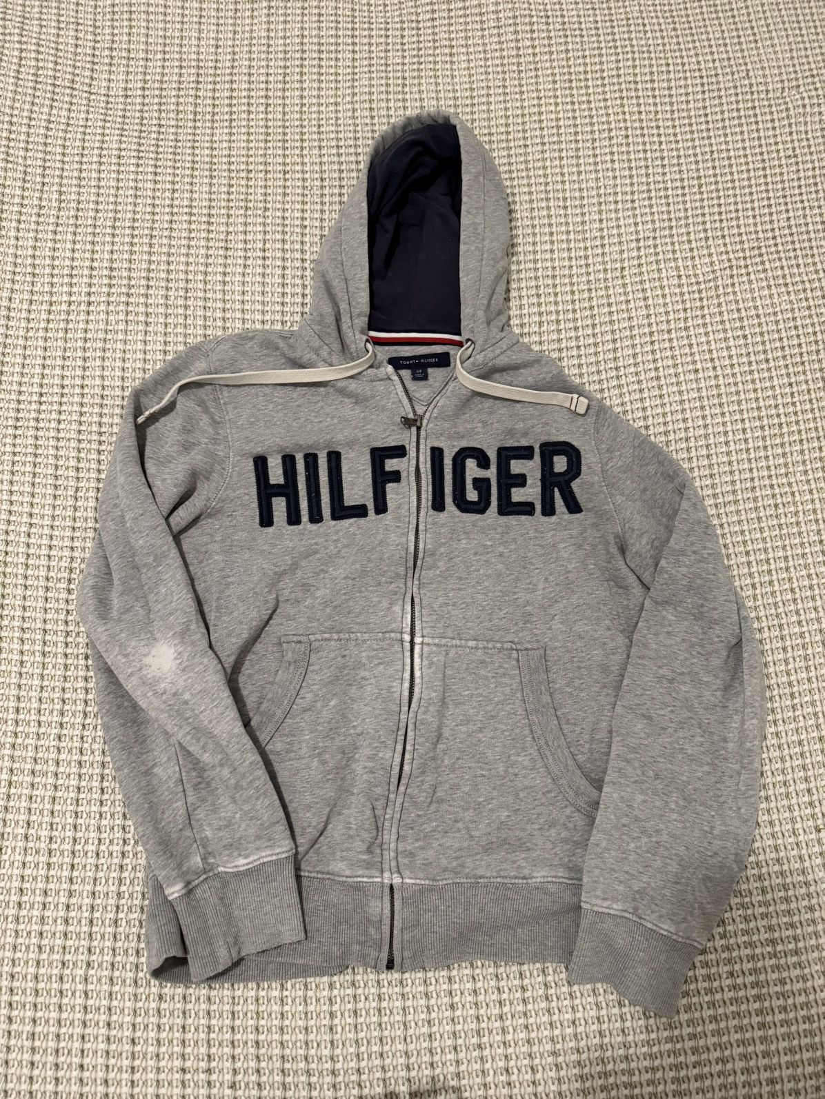 Tommy Hilfiger Tommy Hilfiger Zip Up Hoodie Grey 2016 Size US S / EU 44-46 / 1 - 1 Thumbnail