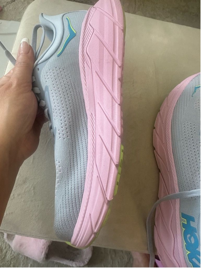 Hoka Hoka Arahi 7 Lavender Pink Size 8.5 Women’s running shoe Size US 8.5 / IT 38.5 - 9 Thumbnail