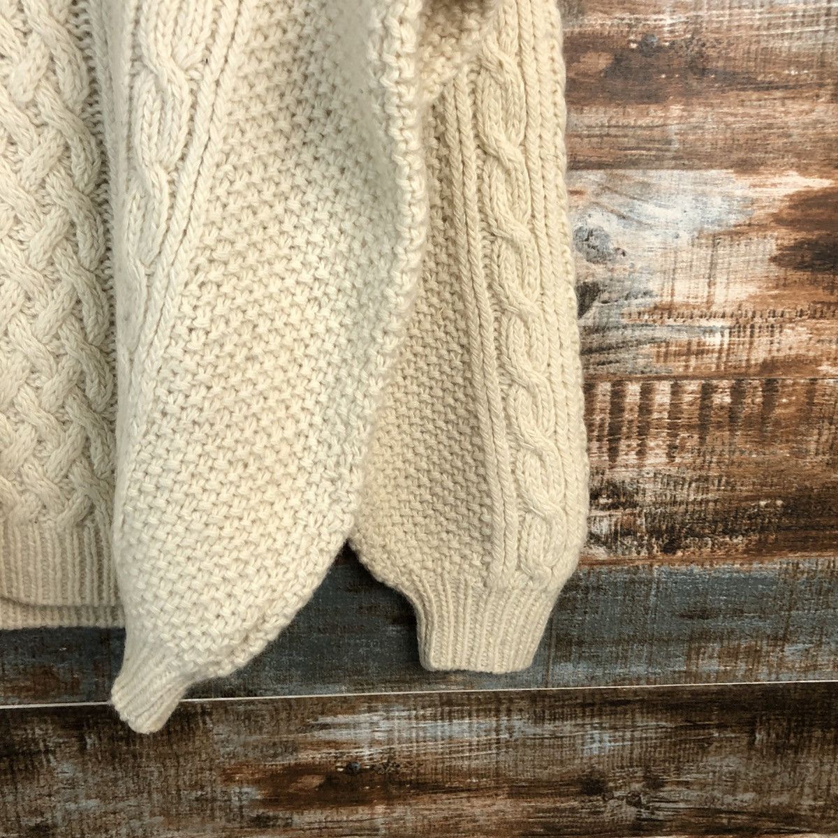 Japanese Brand Traders White Hand knit cable Knitwear #A2285 Size US L / EU 52-54 / 3 - 8 Thumbnail