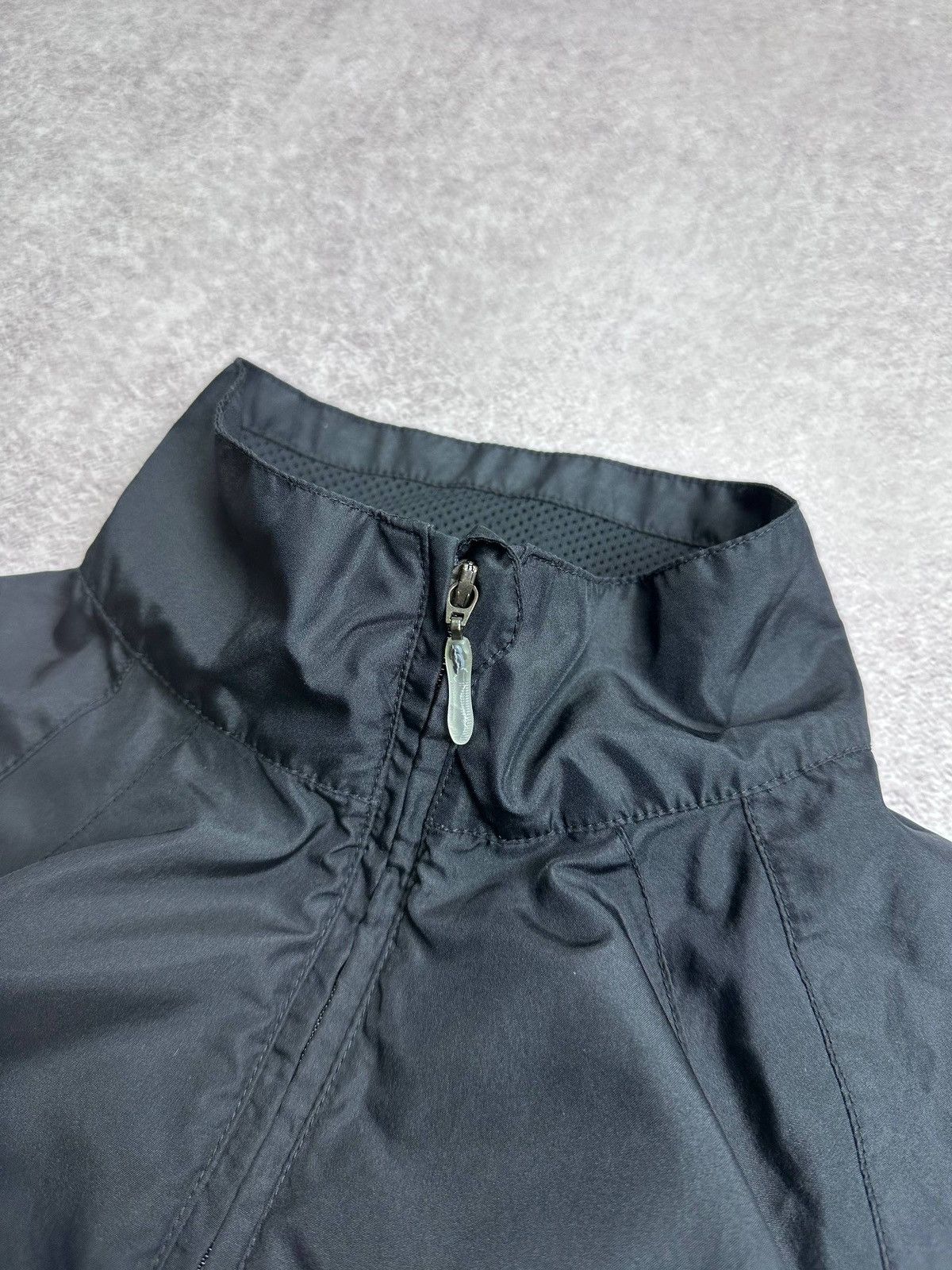 Salomon Vintage 90s Salomon Nylon Windstopper Jacket L Size US L / EU 52-54 / 3 - 6 Thumbnail