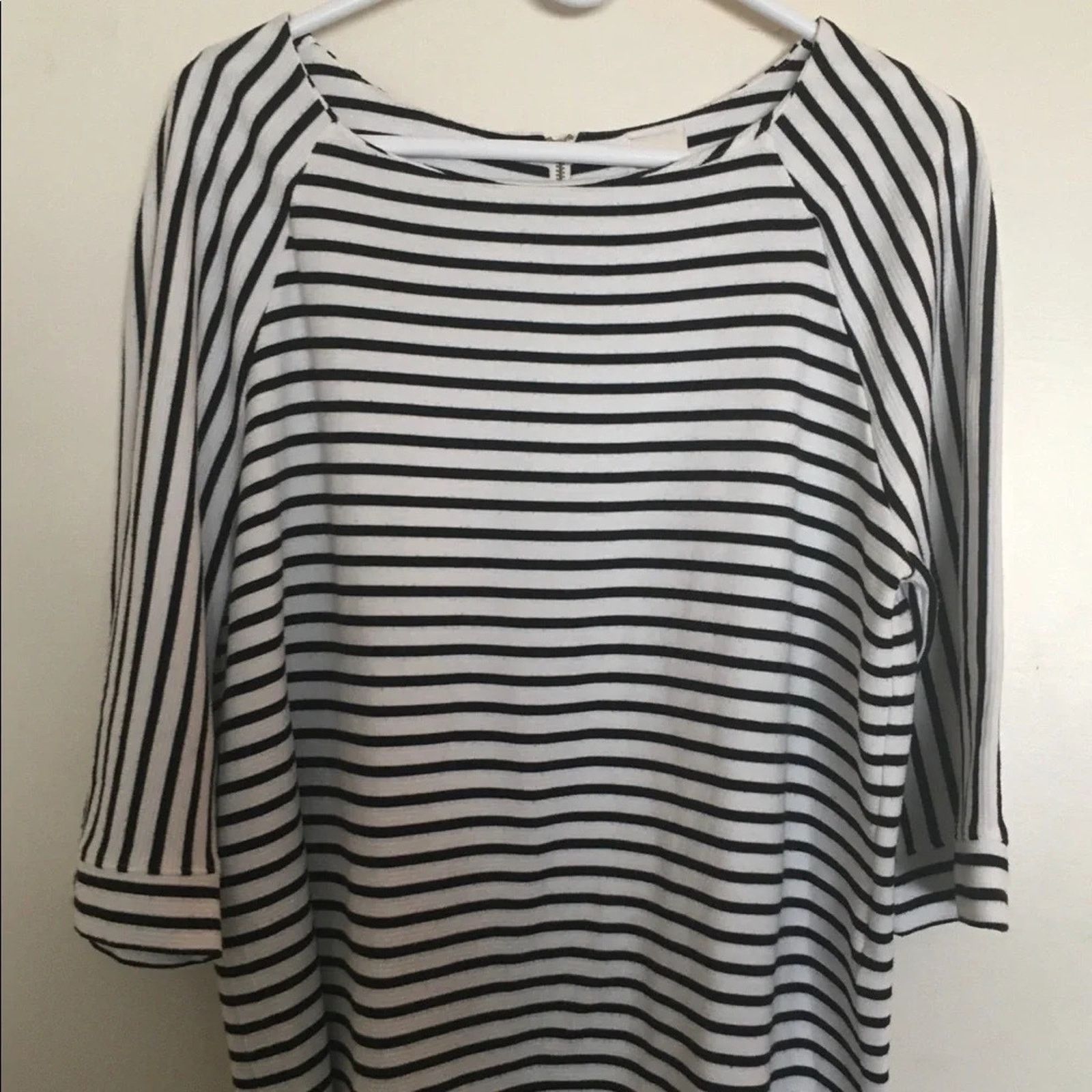 Chicos Chico’s Breton Striped heavy weight nautical Top, size 2 (M) Size M / US 6-8 / IT 42-44 - 1 Thumbnail