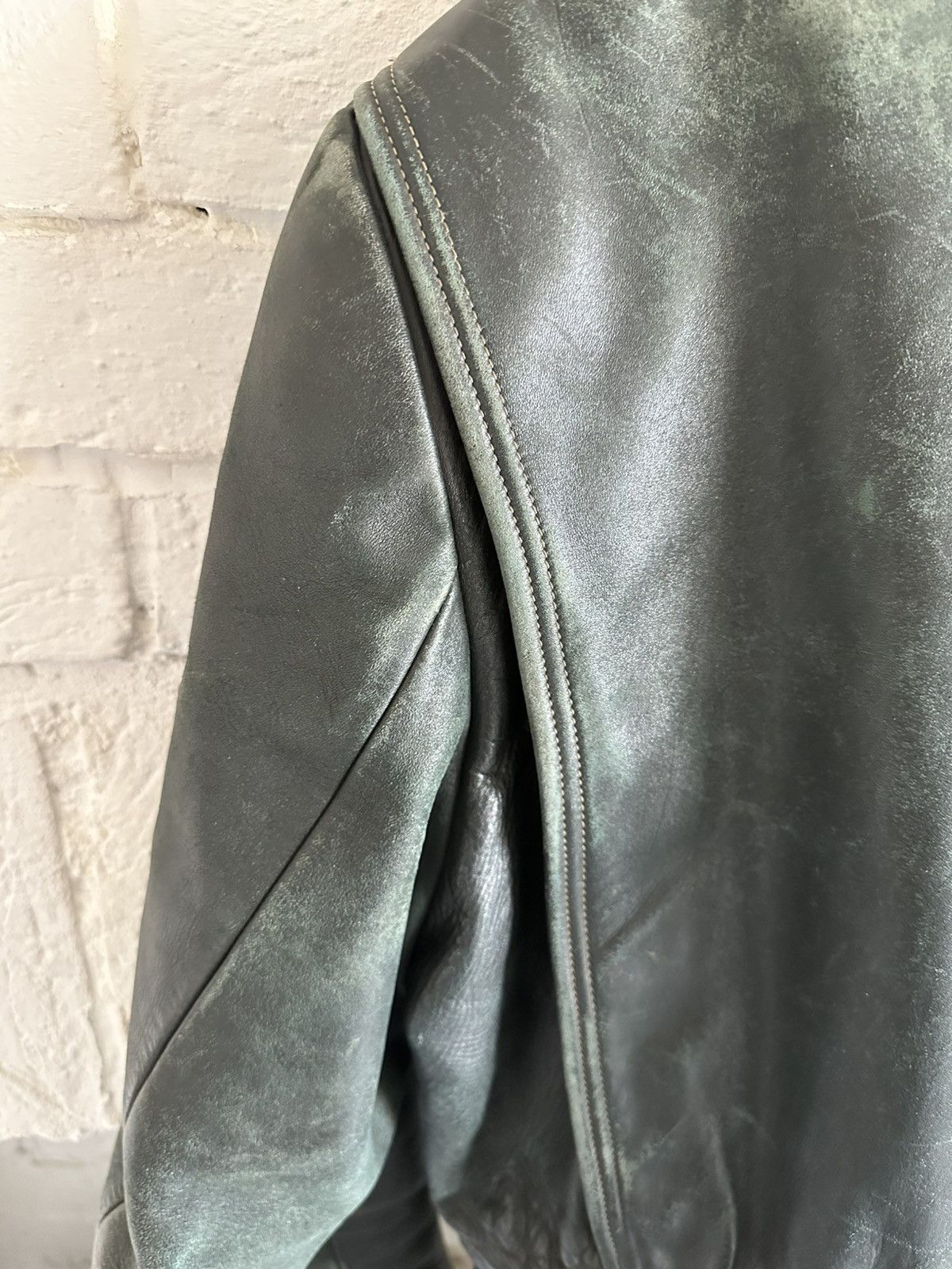 Vintage Vintage German Leather Jacket Biker Style Dark Green Size US L / EU 52-54 / 3 - 16 Thumbnail