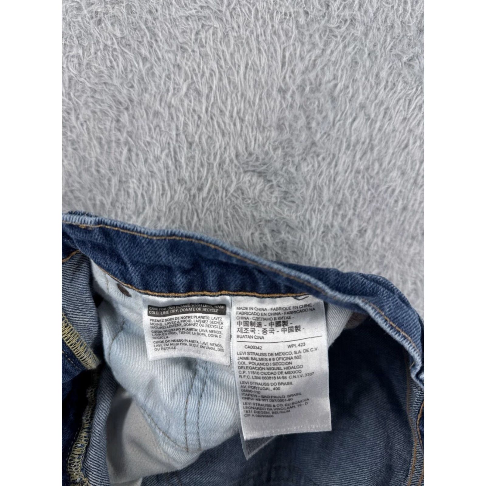 Levi's Levis Jeans Adult 31 Blue Denim 505 Cotton Big E 30x29 Levi's 500 Series Regular Slim Read Size US 31 - 7 Thumbnail