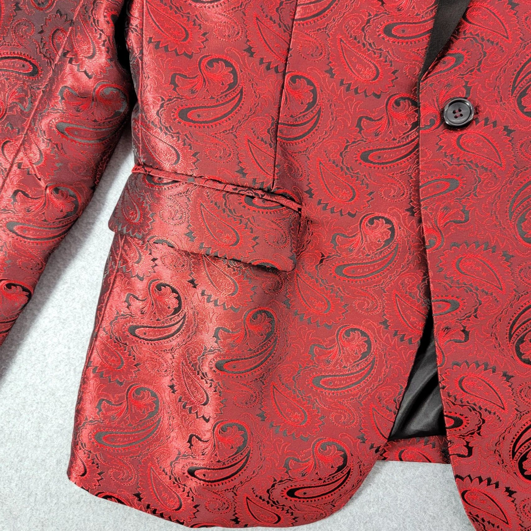 Vintage Mage Male Jacket Mens Large Red Paisley Tuxedo Shawl Lapel Formal Wedding Jacket/Coat Single-Breasted One-Button Shawl Lapel Men's Suit Size 42R - 2 Thumbnail