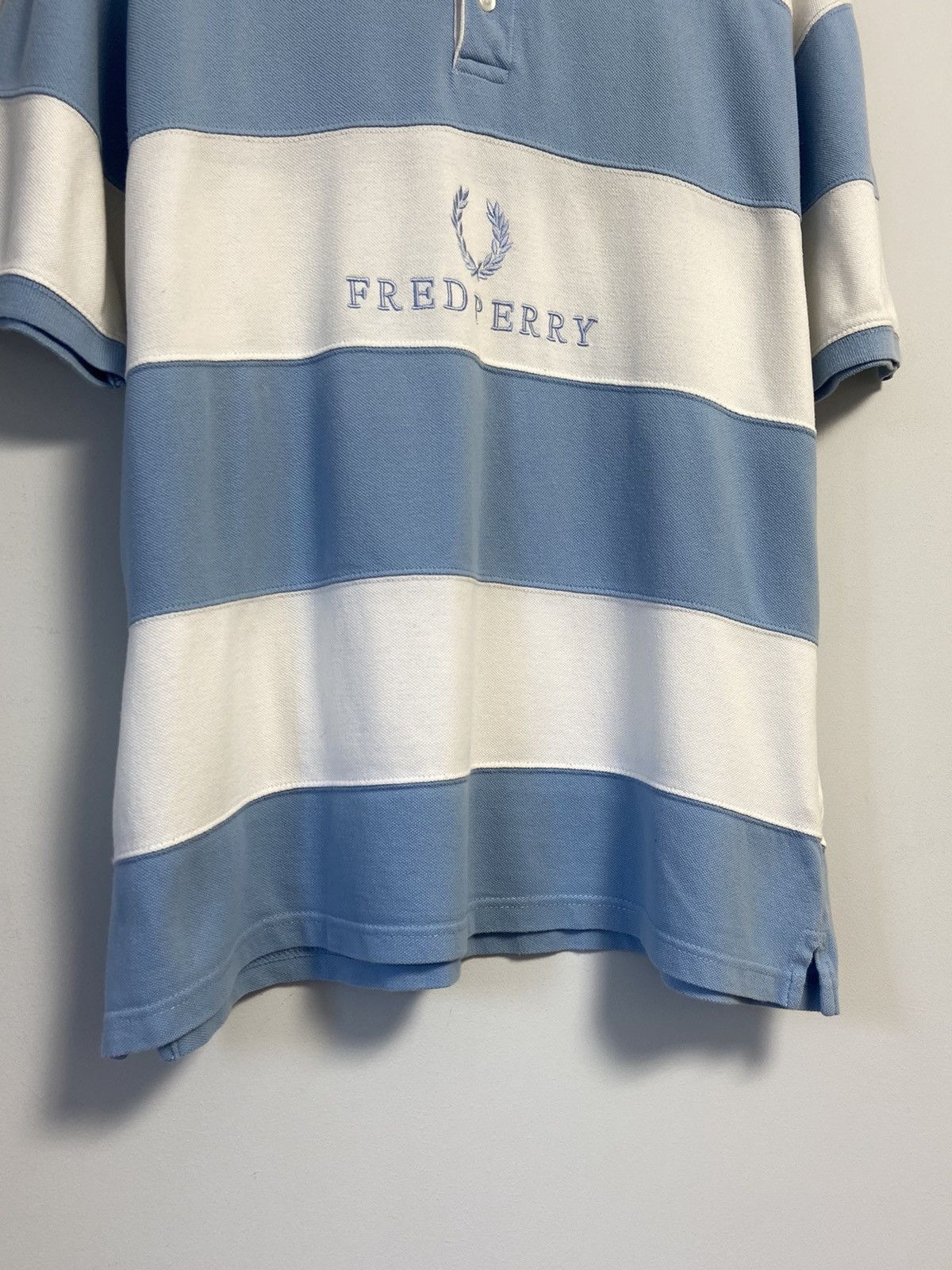 Fred Perry 💥Fred Perry Polo big white with a blue stripe Size US XL / EU 56 / 4 - 3 Thumbnail