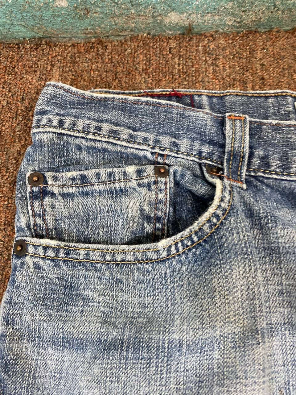 Levi's vintage levis 569 loose straight distressed denim Size US 33 - 11 Thumbnail
