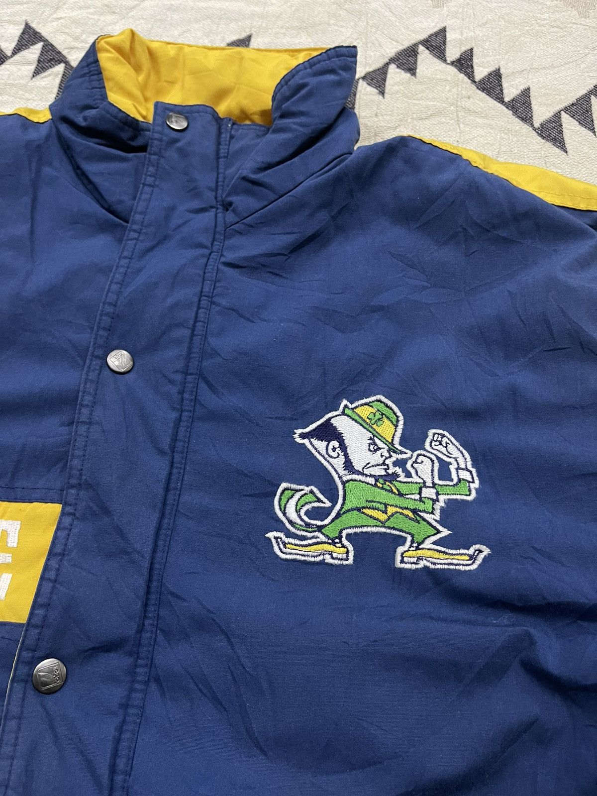 Logo 7 VINTAGE 90s LOGO 7 NOTRE DAME FIGHTING IRISH NFL JACKET Size US L / EU 52-54 / 3 - 7 Thumbnail