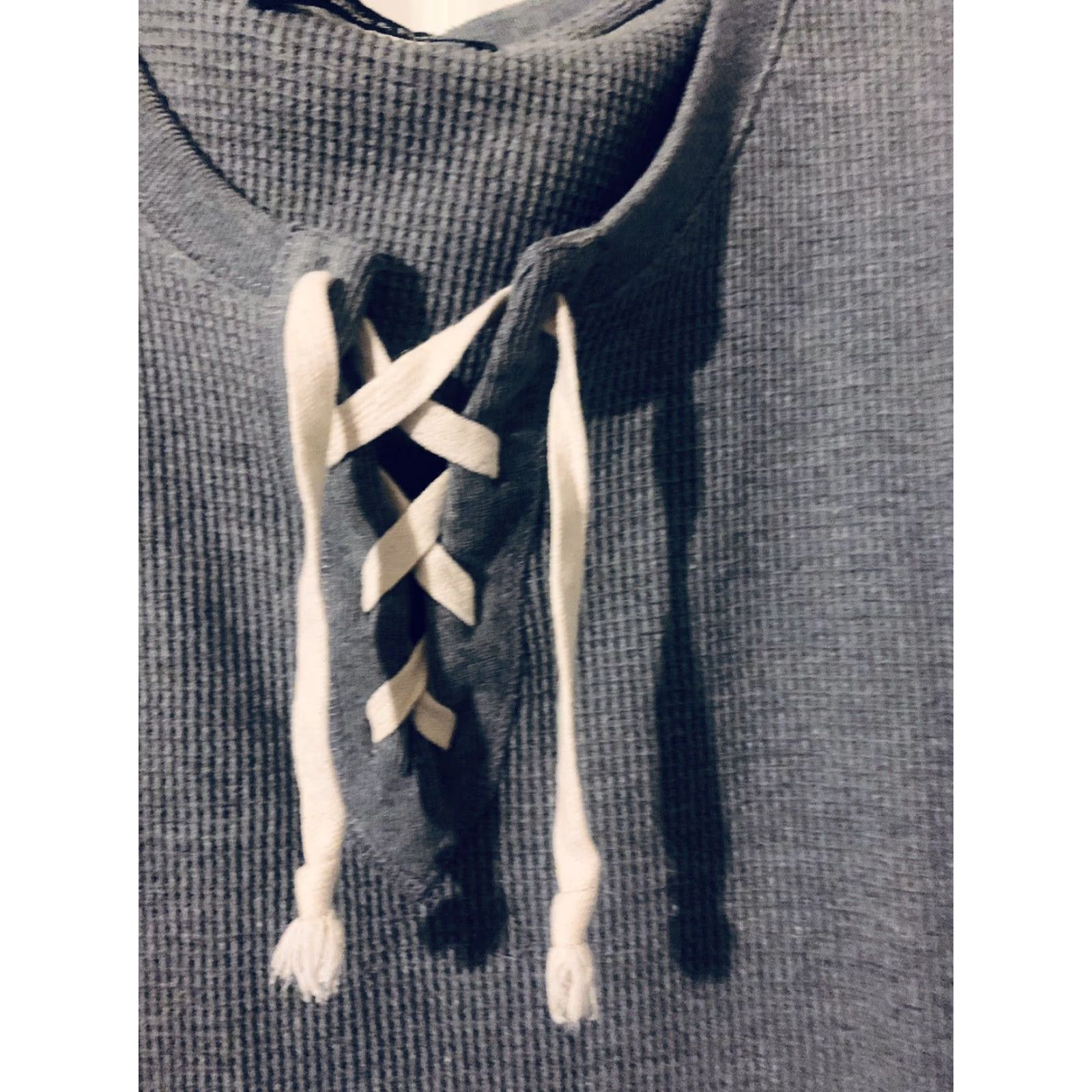 Abercrombie & Fitch Abercrombie & Fitch Women's Open Knit Sweater Size L Grey Long Sleeve Pullover Size L / US 10 / IT 46 - 2 Thumbnail